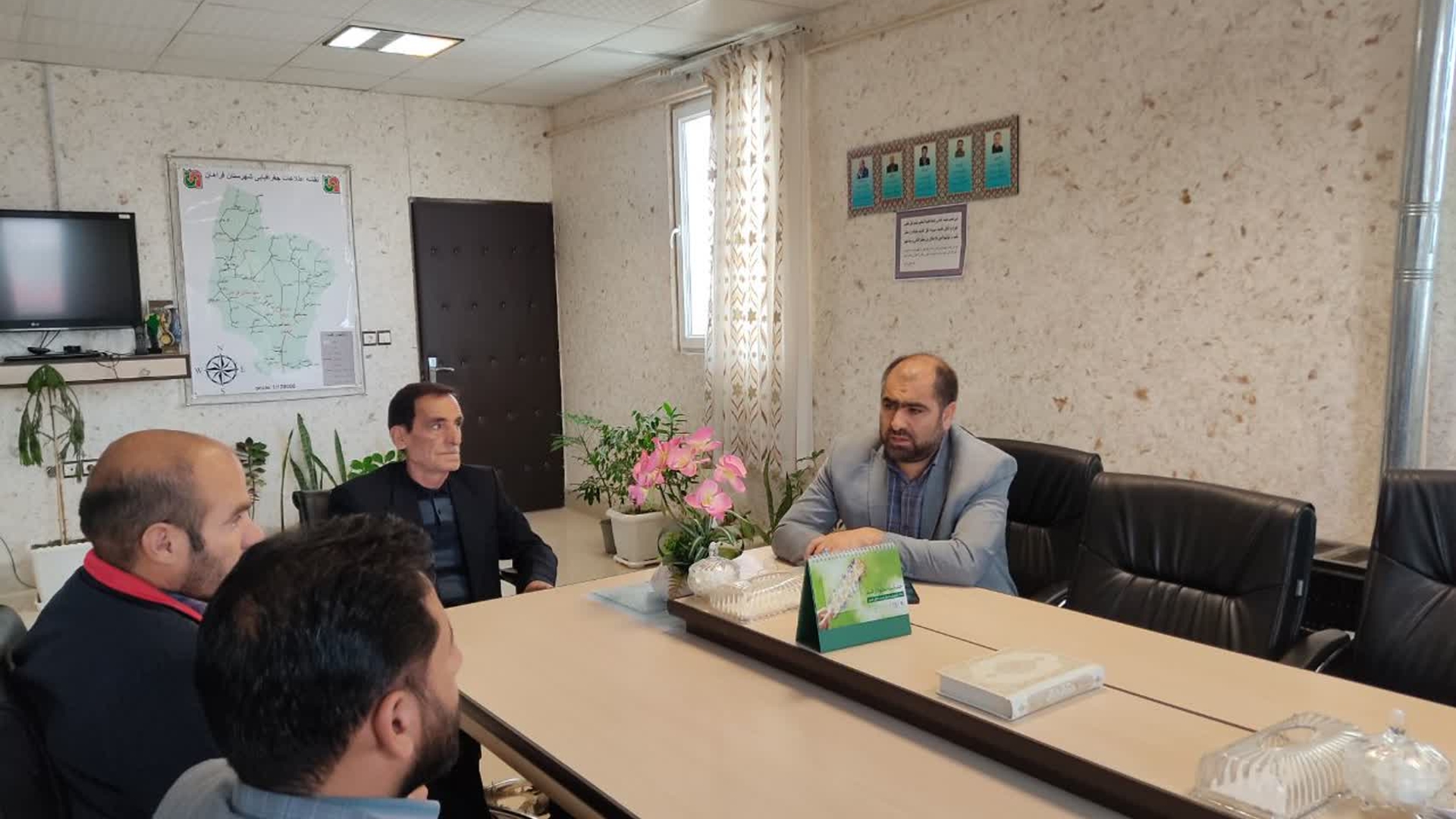💠 دیدار نوروزی اعضای شورای اسلامی بخش مرکزی با آقازیارتی فرماندار شهرستان فراهان