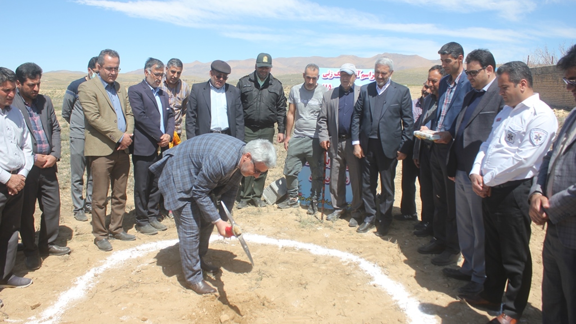آئین کلنگ زنی پایگاه اورژانس جاده ای روستای چوگان انجام شد