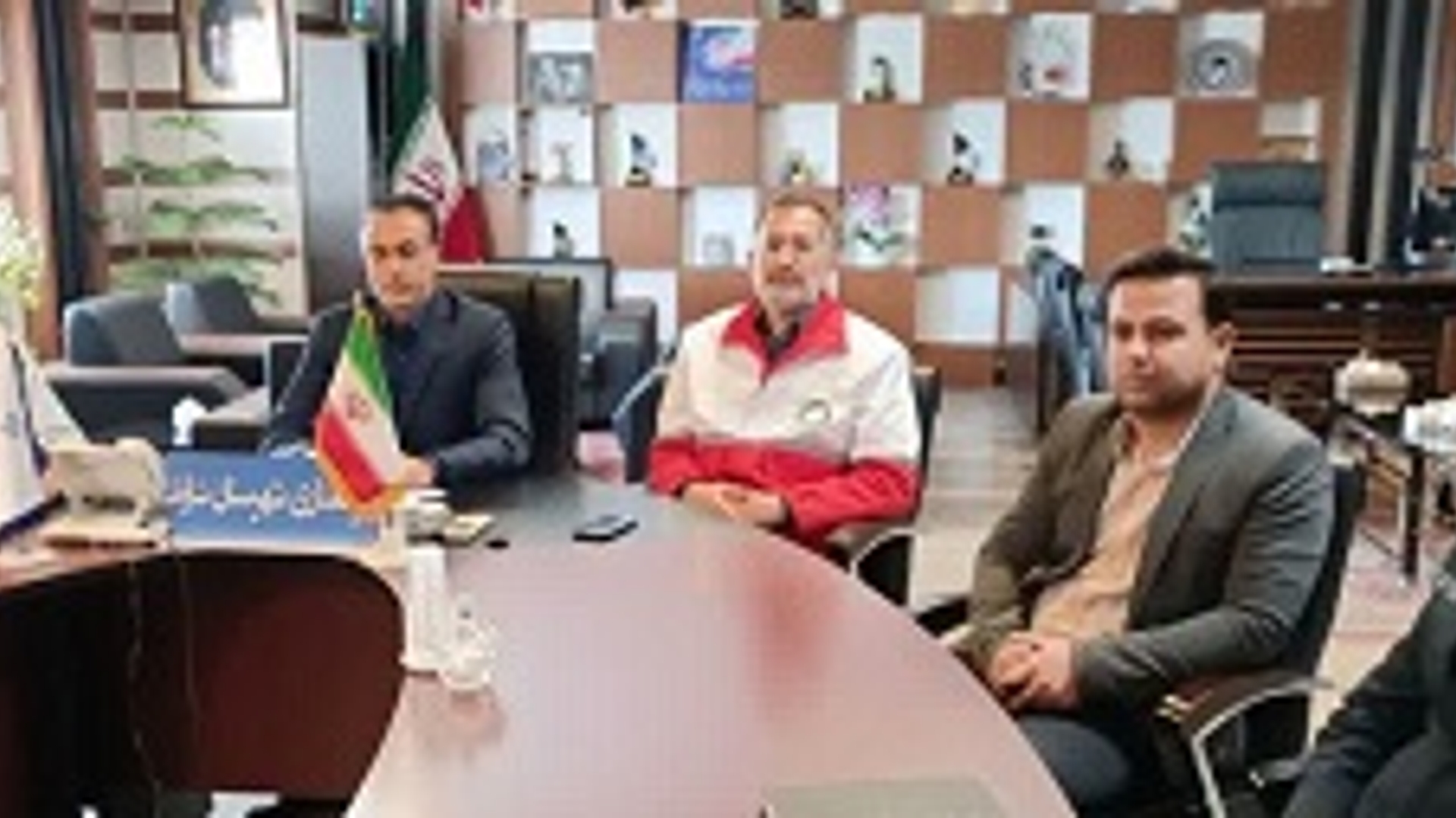 جلسه ستاد خدمات سفر استان مرکزی برگزار شد.