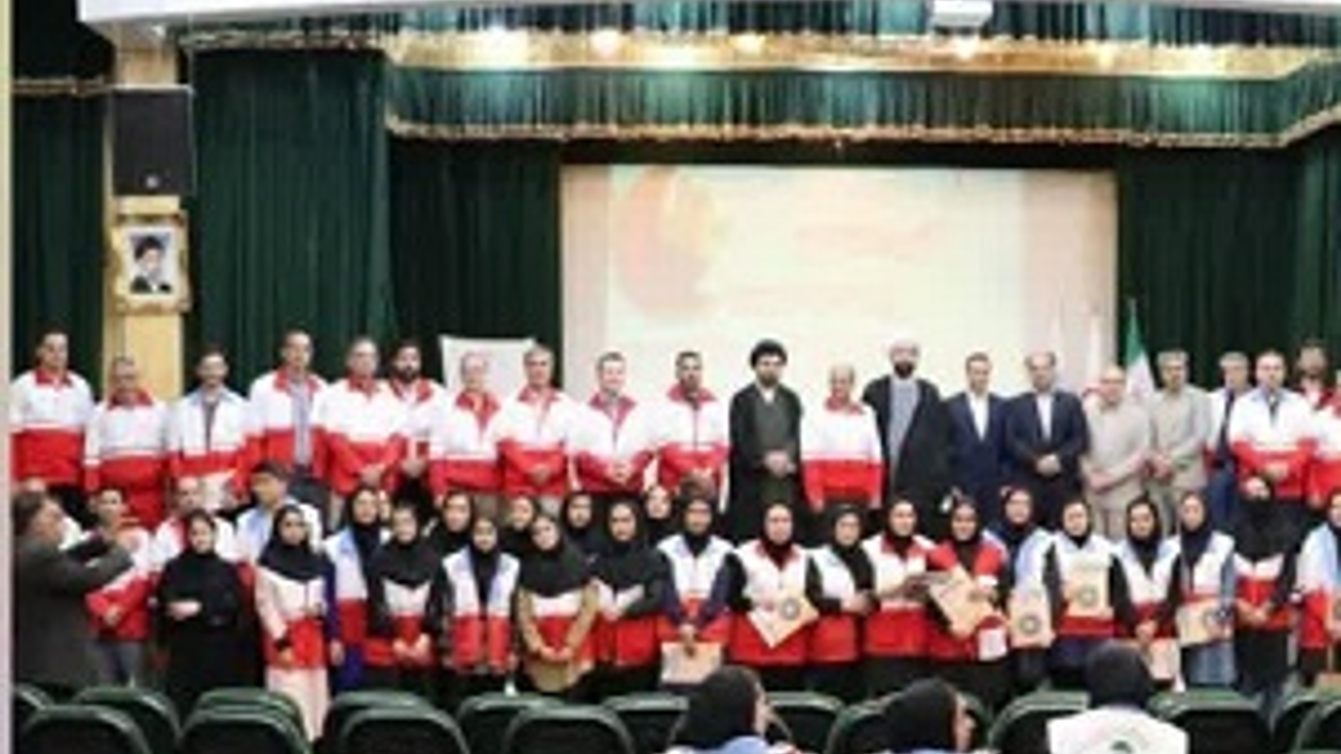 برگزاری اختتامیه طرح ملی خدمات بشردوستانه