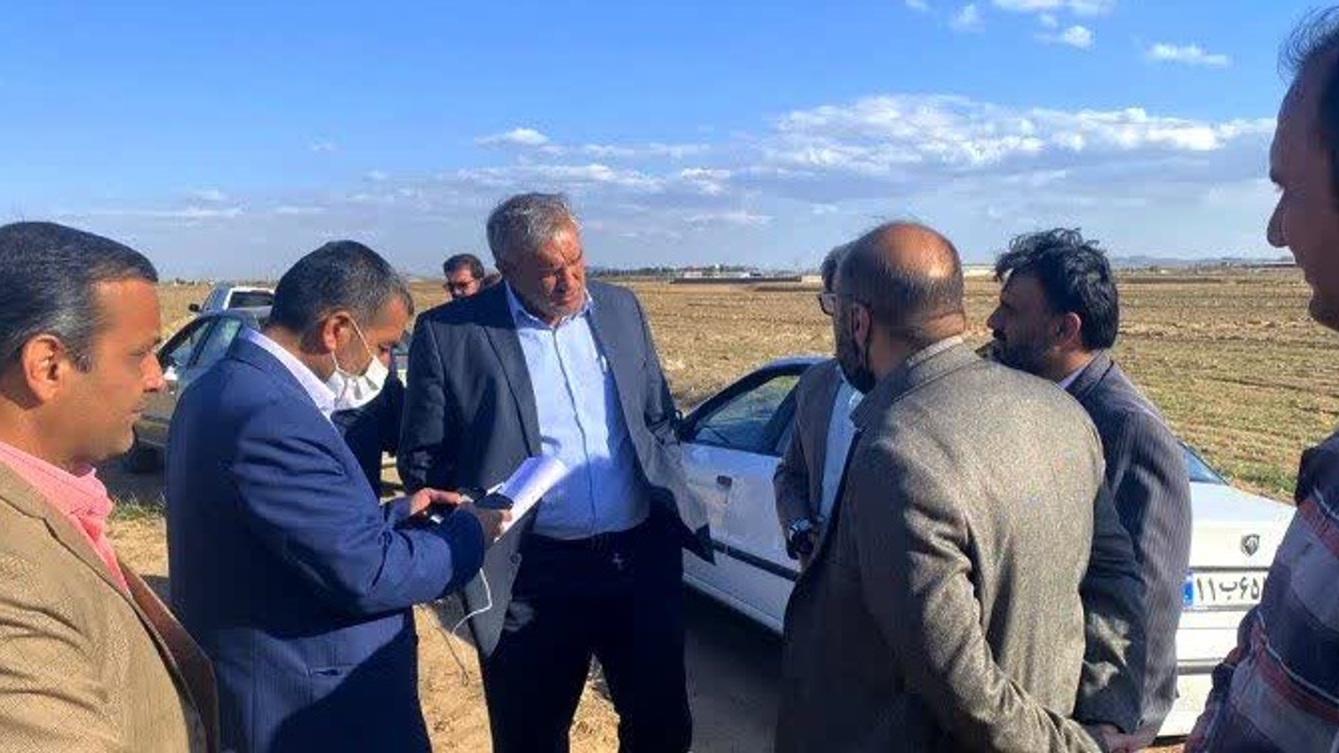 بازدید فرماندار از روستای حسین آباد بخش مرکزی