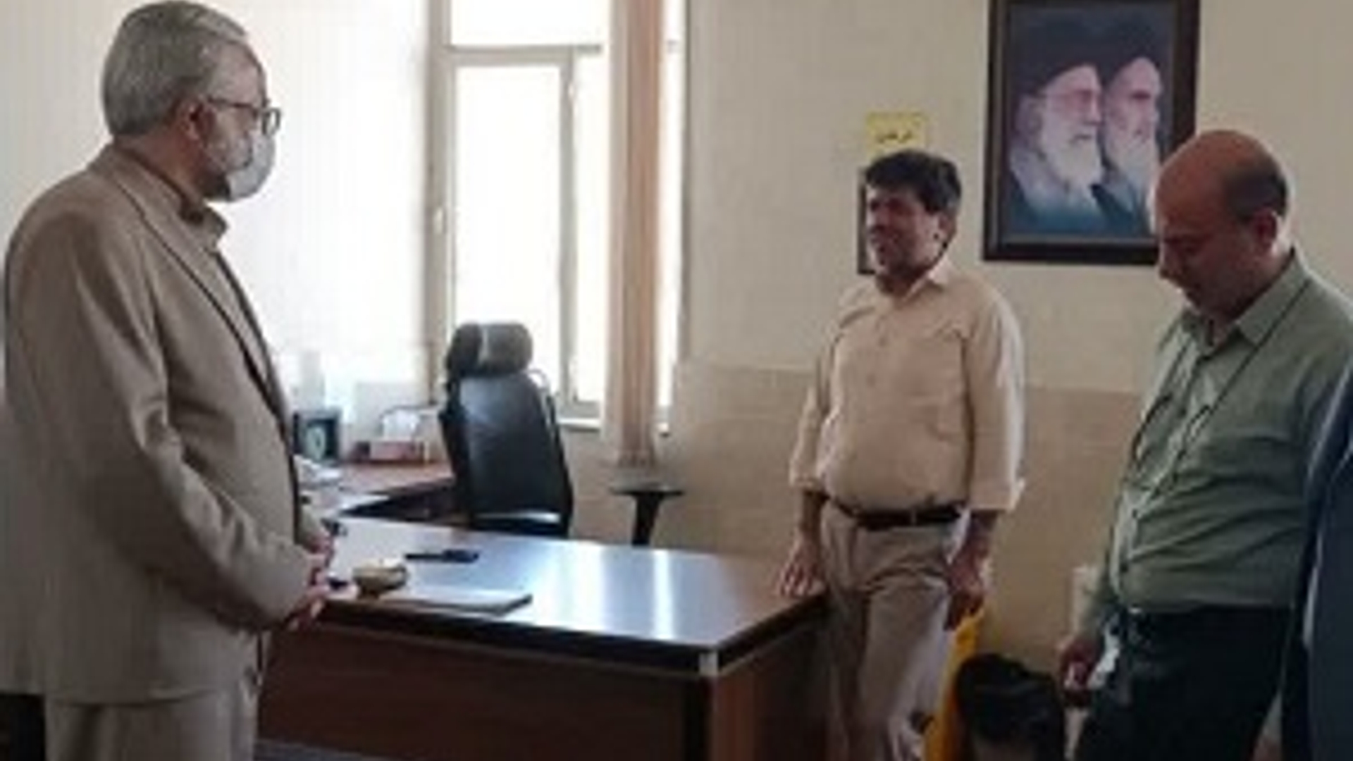 بازدید سرزده معاون فرماندار از تعدادی دستگاه‌های اجرایی و ادارات شهرستان شازند