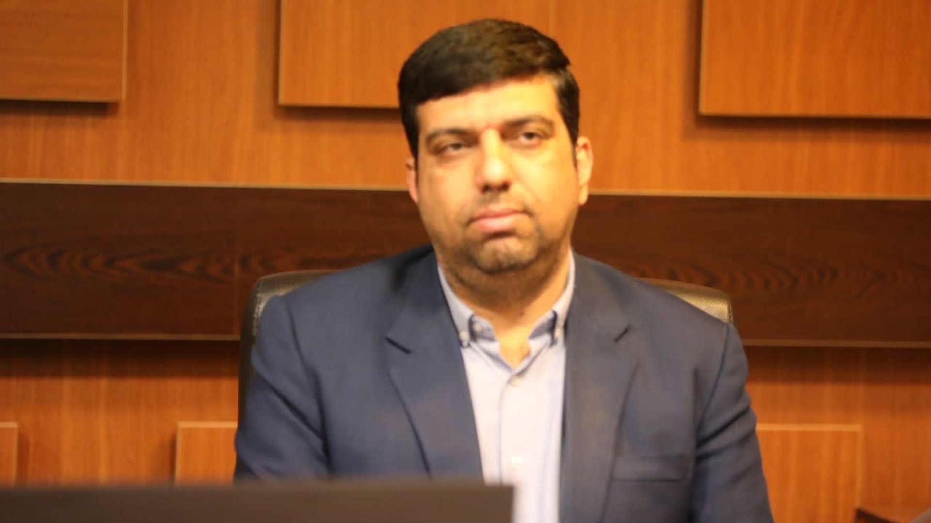 فرماندار اراک  با ارسال پیامی فرارسیدن ۱۲ فروردین، روز جمهوری اسلامی را تبریک گفت.

به گزارش پایگاه اطلاع رسانی فرمانداری شهرستان اراک؛ امیر هادی فرماندار اراک با ارسال پیامی فرا رسیدن یوم الله ۱۲ فروردین، روز جمهوری اسلامی را تبریک گفت.