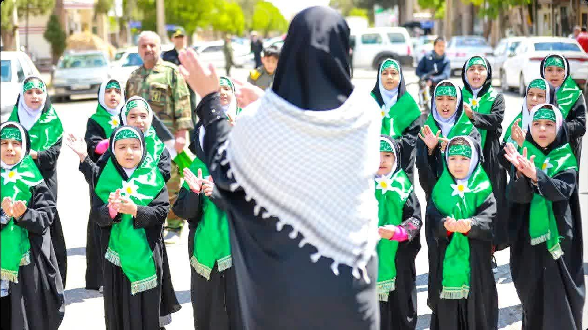 حضور گروه سرود دختران فاطمی در روز جهانی قدس و اجرای سرود روزه اولی ها در مأمونیه