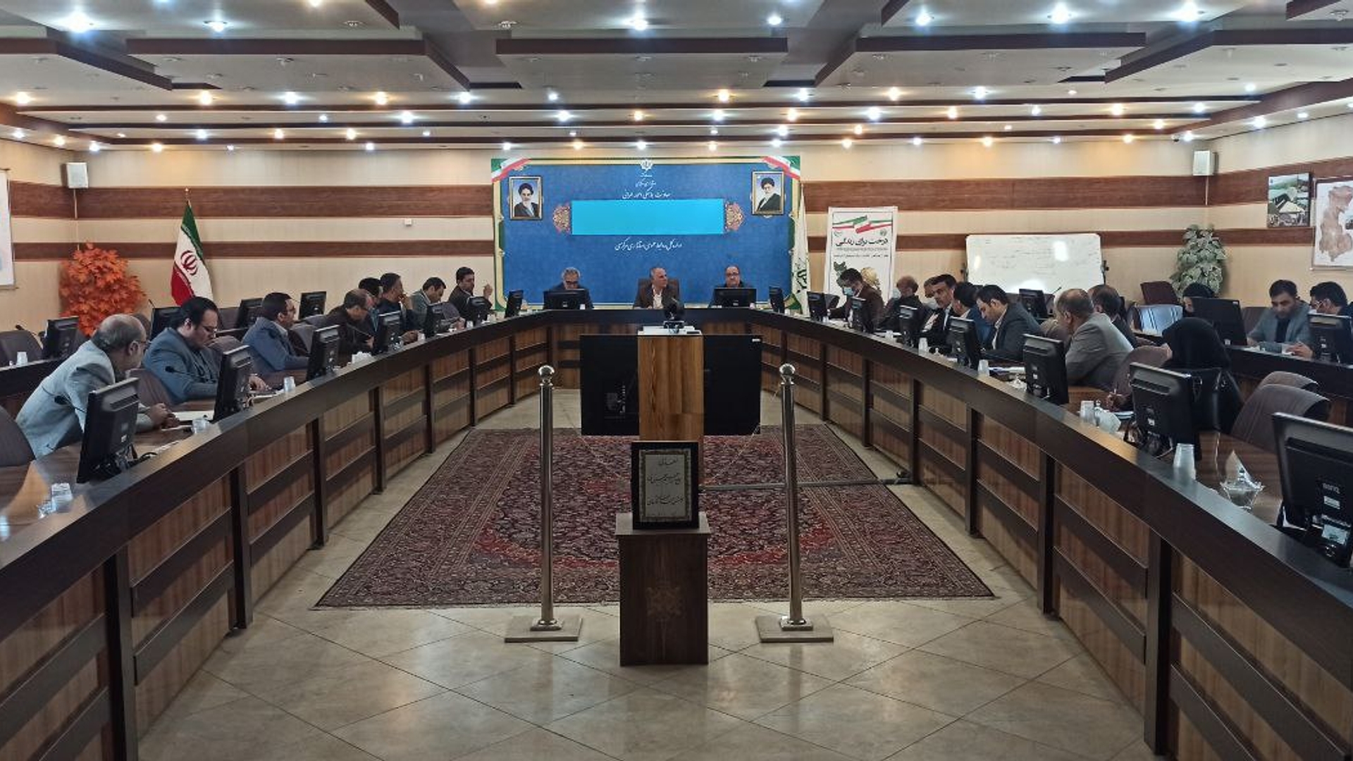 کارگروه کاهش آلودگی هوای اراک برگزار شد.