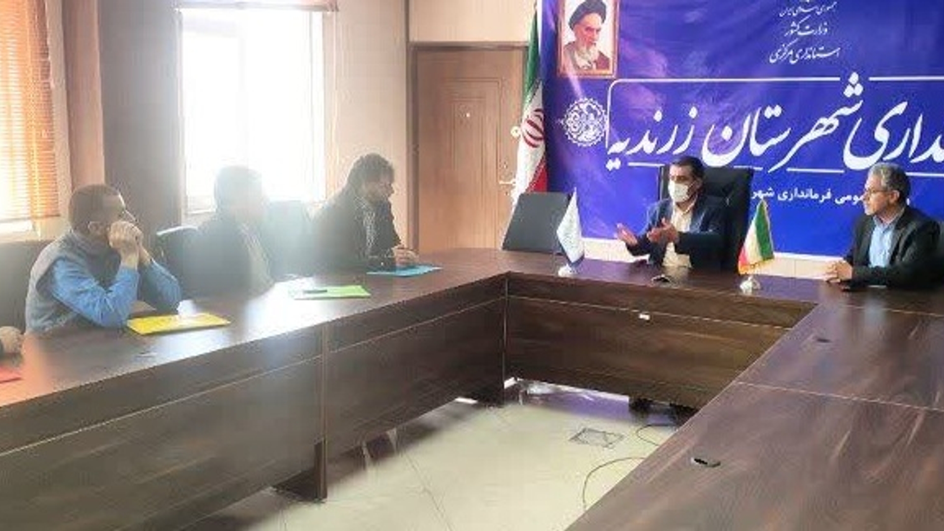 جلسه بررسی مشکلات اهالی روستای علیشار بخش خرقان