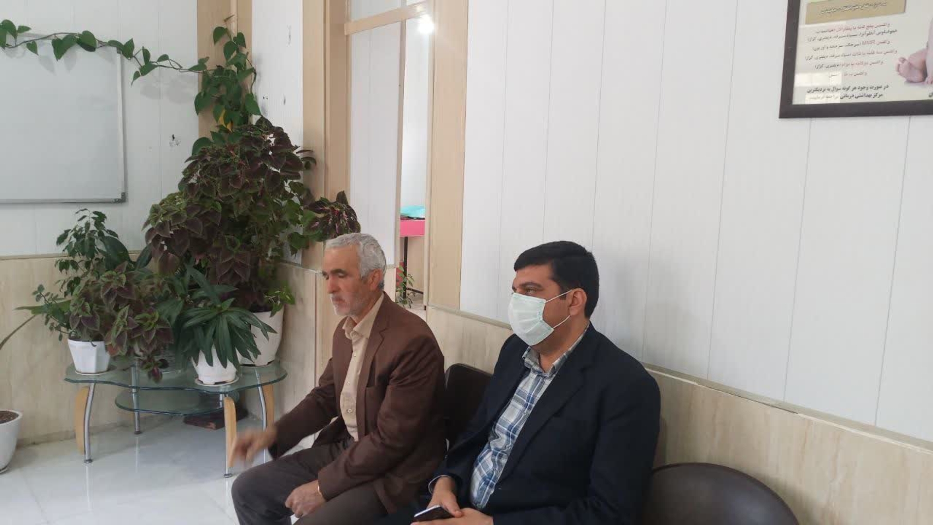 هادی فرماندار شهرستان اراک  به همراه قدیری بخشدار مرکزی  صبح روز سه شنبه ۱۴۰۲-۰۱-۲۹از روستای بغدادی از توابع بخش مرکزی شهرستان اراک بازدید کردند،در این جلسه و بازدید  که شورای اسلامي ودهیار روستای بغدادی نیز حضور داشتند مشکلات روستا و بویژه مشکل آب روستا بررسی و تصمیمات لازم جهت رفع آنها اتخاذ گردید