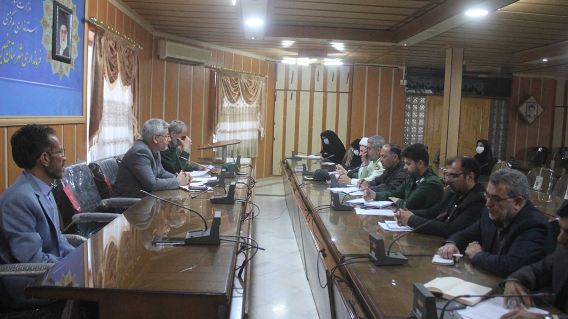 دومین جلسه قرارگاه عفاف و حجاب شهرستان خمین در سال 1402 برگزار شد