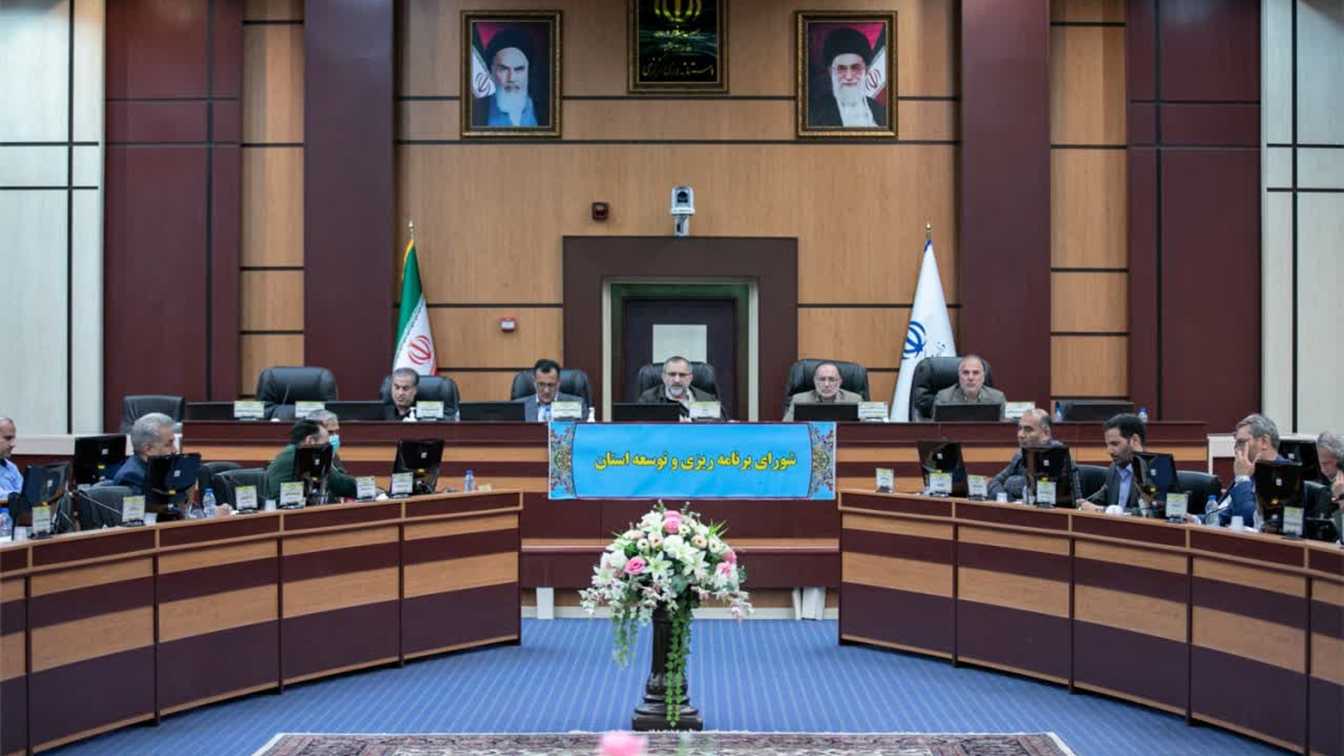 🔸شورای برنامه‌ریزی و توسعه استان مرکزی به ریاست استاندار مرکزی و با حضور معاونین استاندار، نماینده مردم شریف شازند در مجلس شورای اسلامی، فرمانداران، مدیران و اعضای مربوطه برگزار شد.