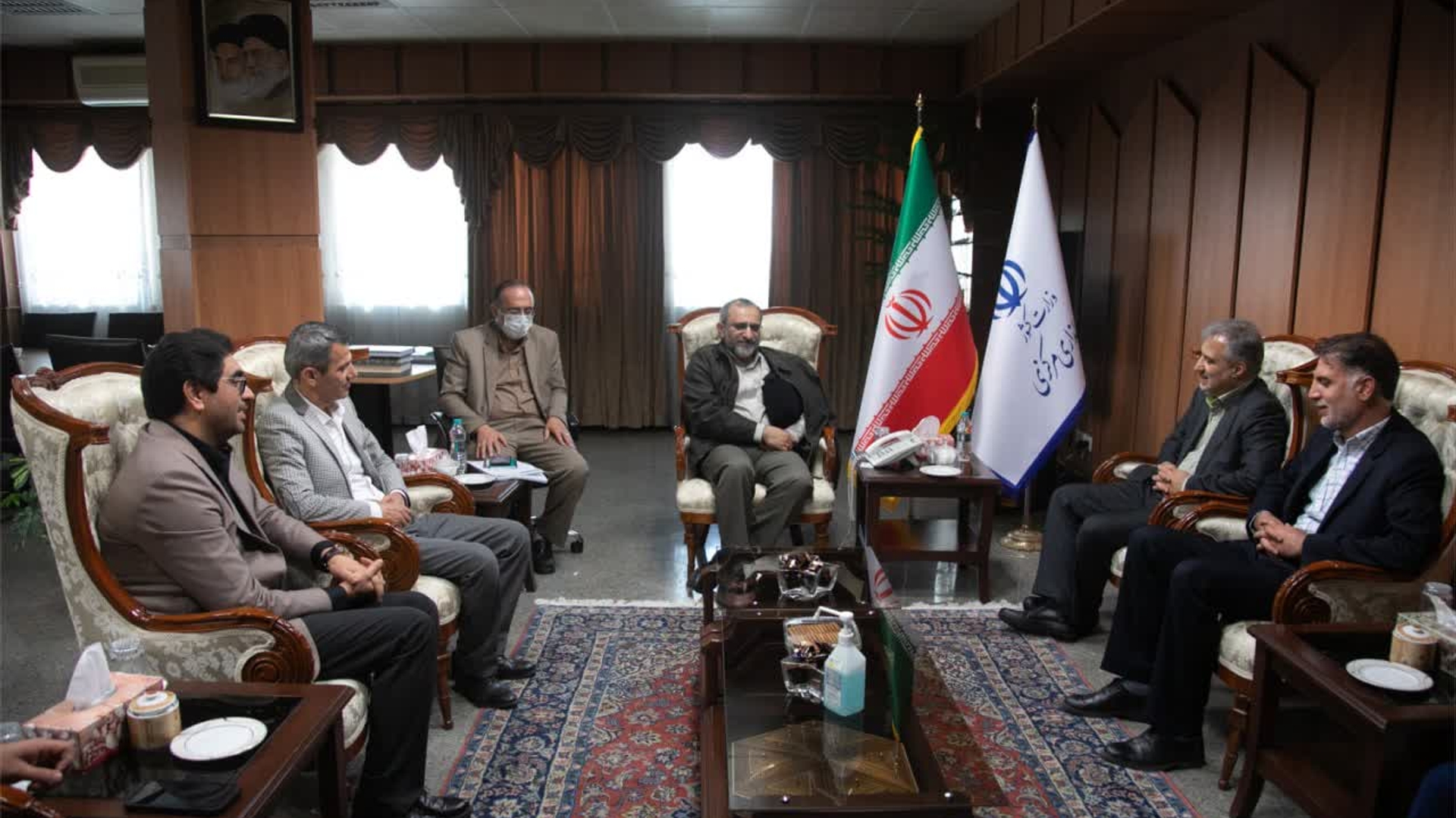 دیدار معاون وزیر نفت در امور مهندسی، پژوهش و فناوری با استاندار مرکزی