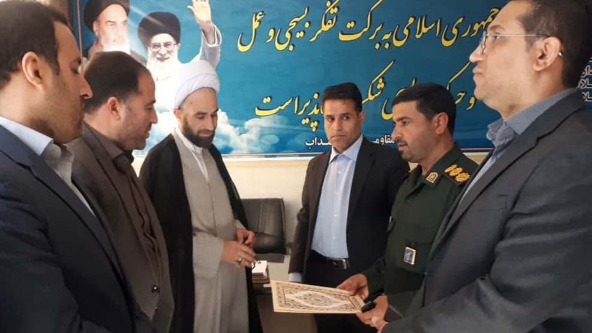 "بازدید فرماندارخنداب از ناحیه مقاومت بسیج"