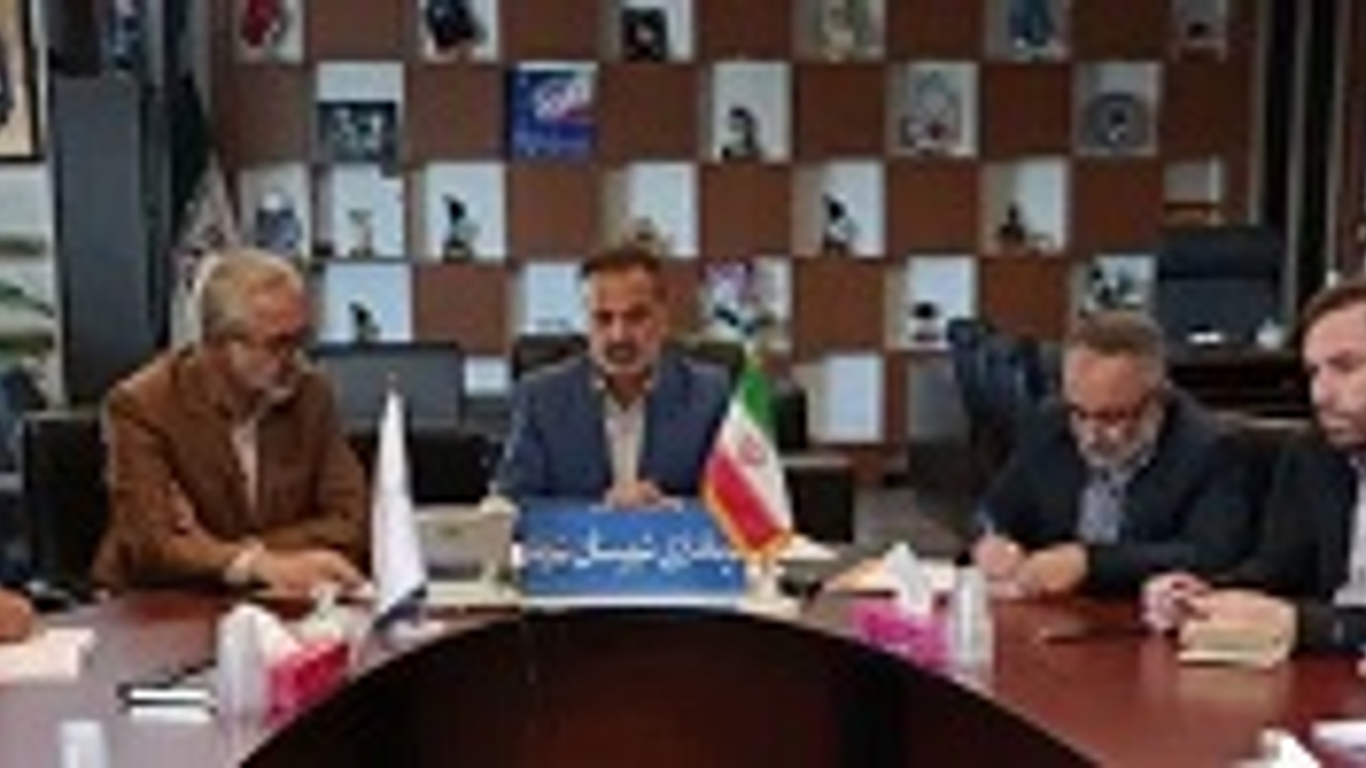 جلسه بررسی وضعیت تقسیمات کشوری