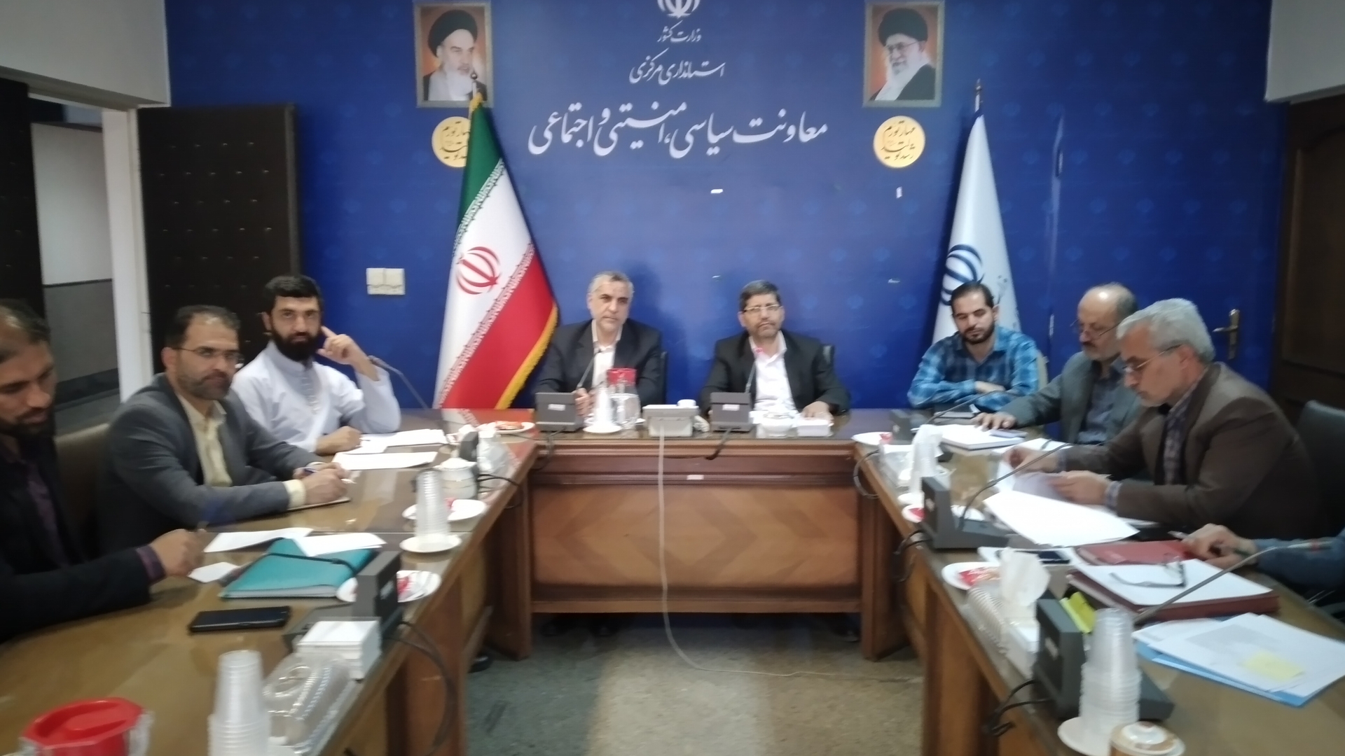 جلسه طرح توانمندسازی وتحول اجتماع محور محلات کم برخوردار استان برگزار شد.