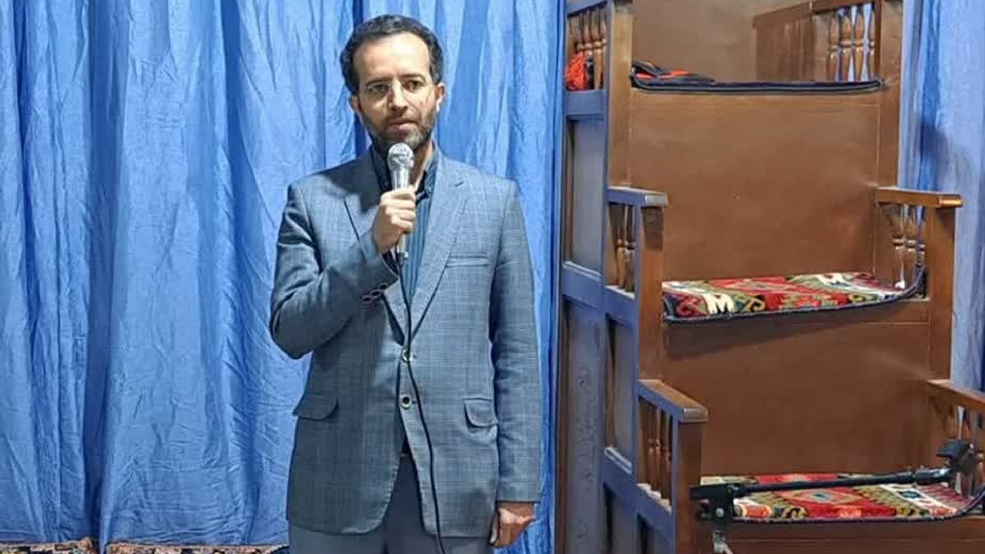 برگزاری مراسم جزء خوانی قرآن کریم و تقدیر از فعالان فرهنگی، اجتماعی و معتمدین بخش قره چای شهرستان خنداب