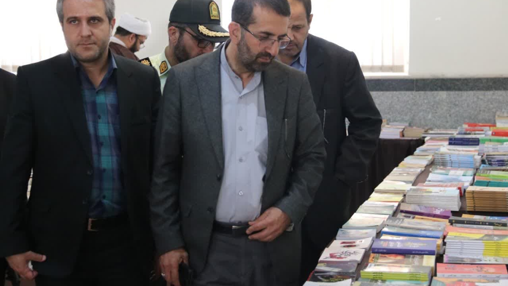 افتتاح نمایشگاه کتاب