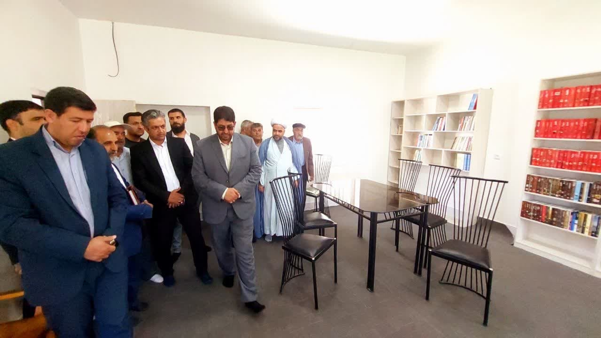 به مناسبت هفته فرهنگی شهرستان تفرش با حضور محمد رضا رضایی فرماندار مجتمع فرهنگی و ورزشی شهید خلیل شهرابی در روستای شهراب افتتاح شد.