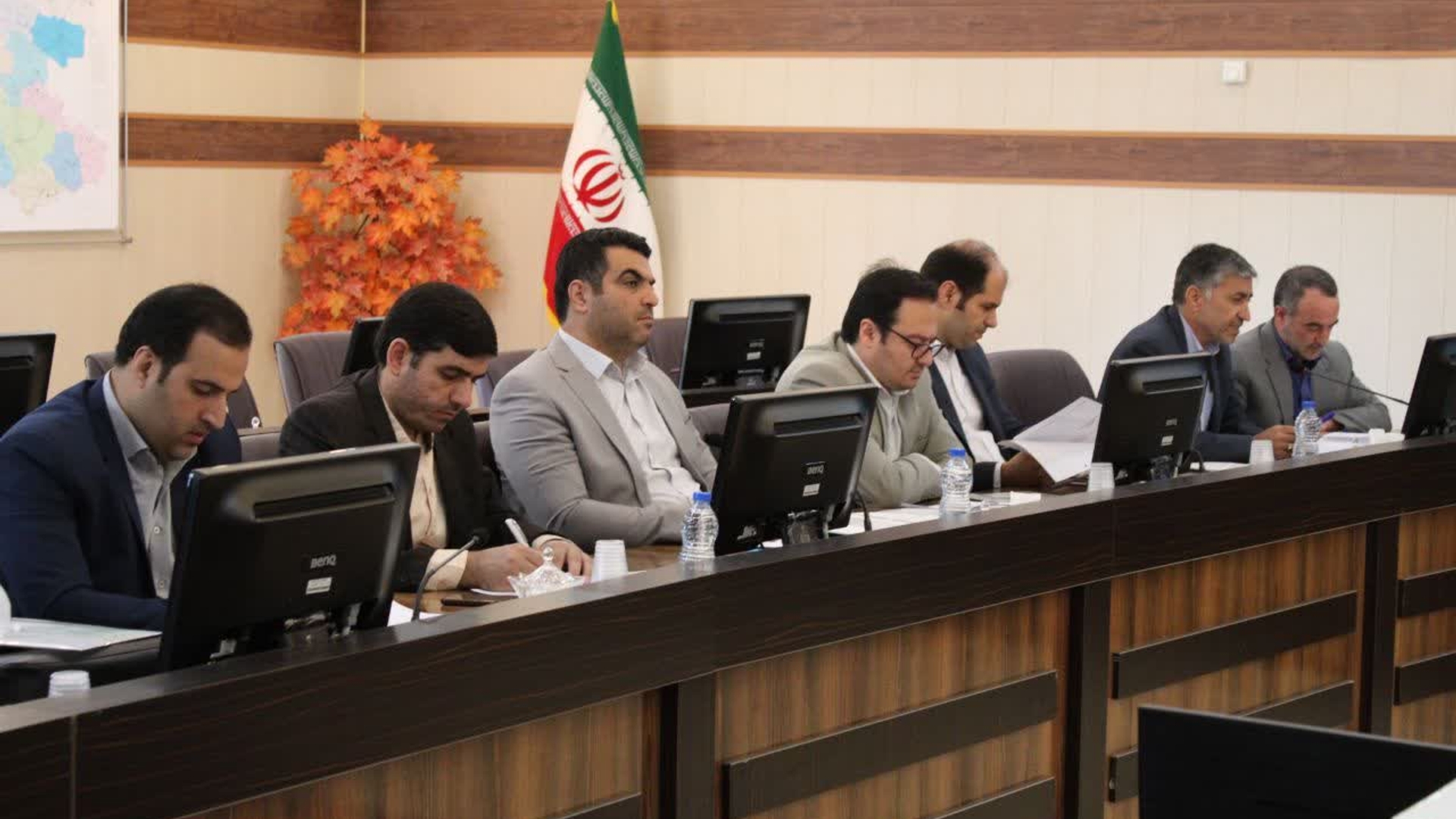 برگزاری جلسه بررسی عملکرد فرمانداری ها در خصوص هزینه کرد اعتبارات روستاهای فاقد دهیاری*