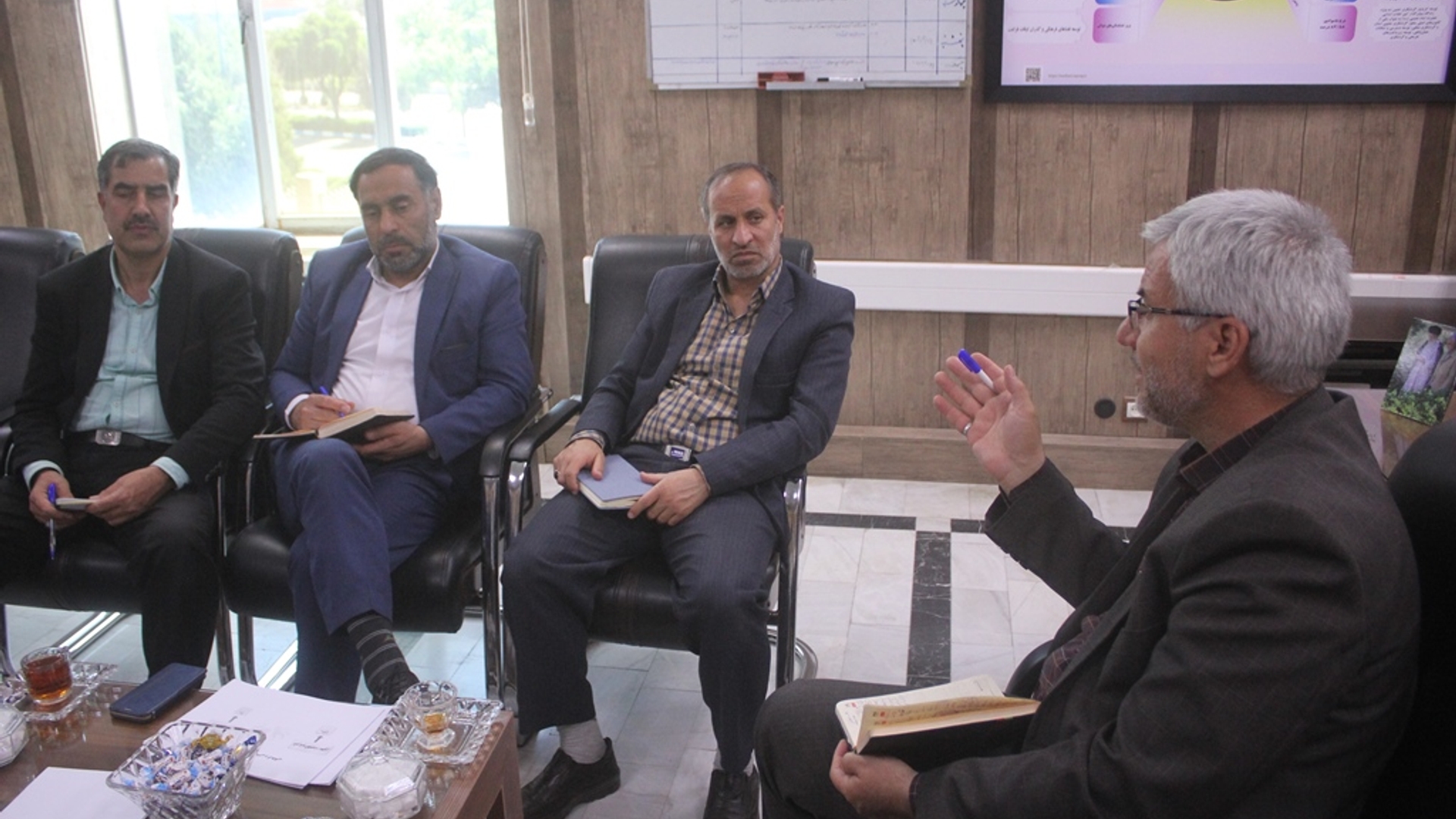 اولین جلسه شورای معاونین فرمانداری خمین در سال 1402 برگزار شد