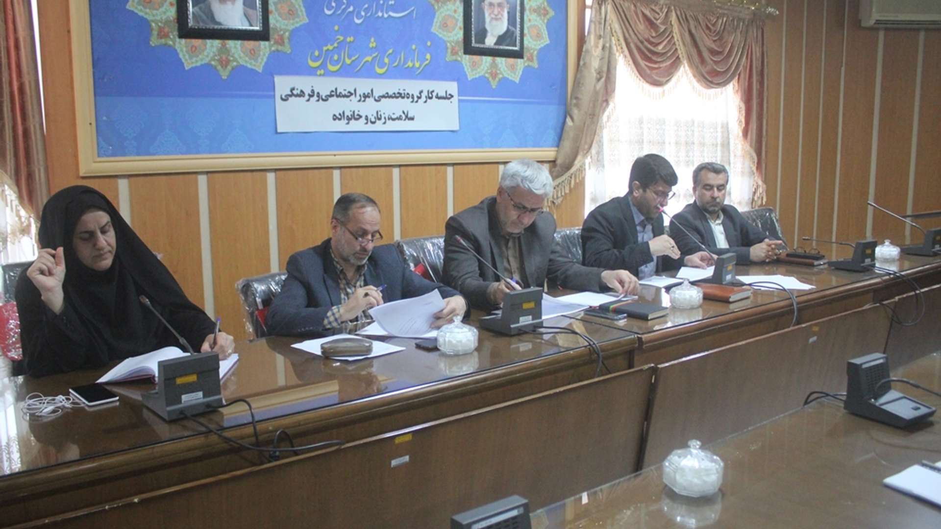دومین جلسه کارگروه تخصصی امور اجتماعی و فرهنگی ، سلامت ، زنان و خانواده شهرستان در سال 1402 برگزار شد
