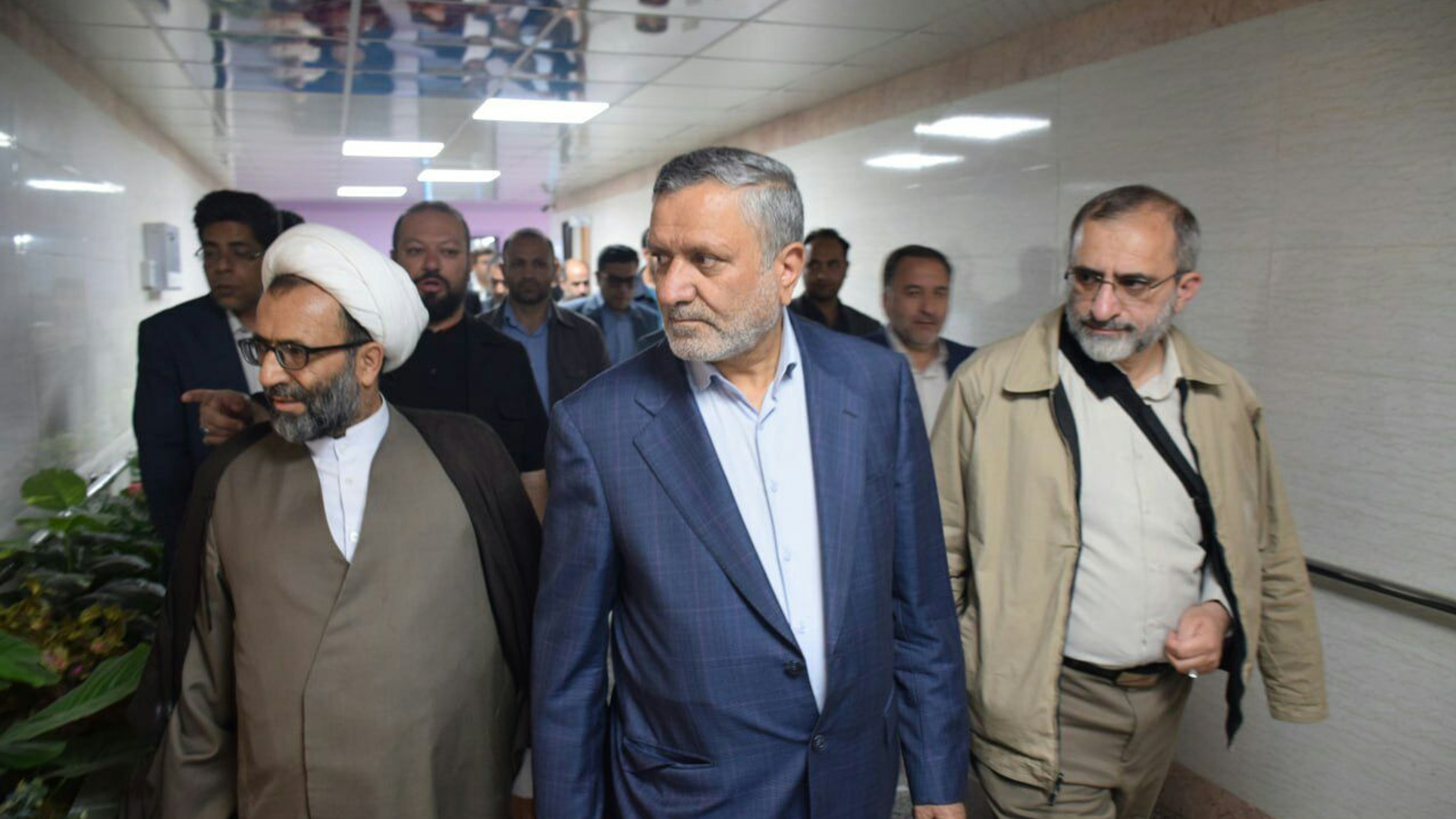 بازدید وزیر تعاون، کار و رفاه اجتماعی به اتفاق استاندار مرکزی، نماینده مجلس و فرماندار شهرستان محلات  از خانه سالمندان امام جواد (ع) شهرستان محلات