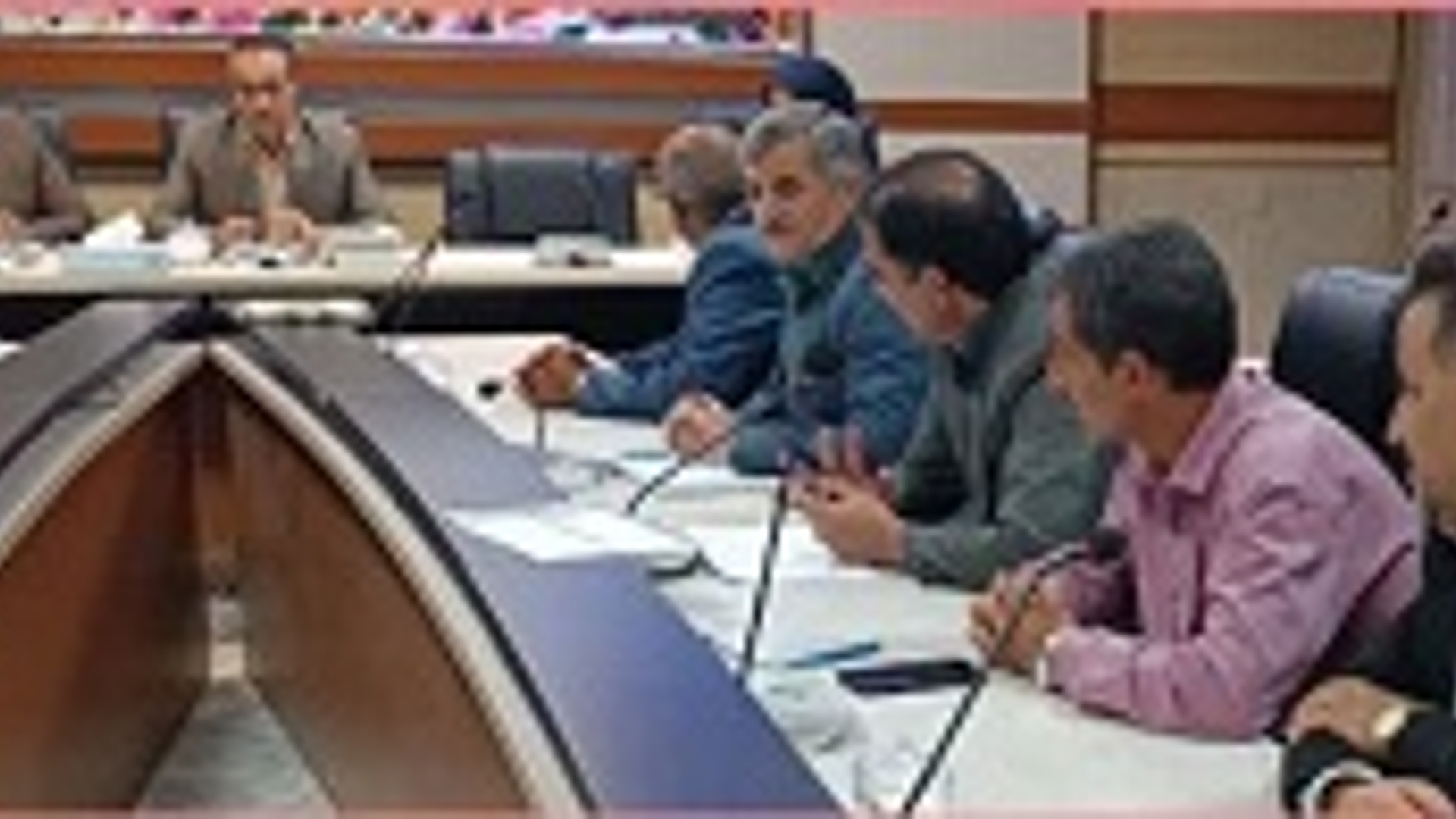 جلسه کارگروه گندم، آرد و نان شهرستان شازند برگزار شد