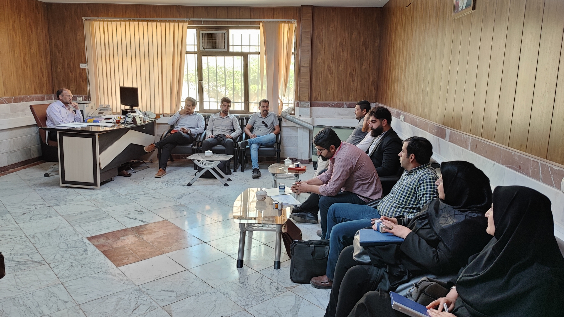 جلسه مشترک دهیاران بخش مرکزی با آقای  بخشدار