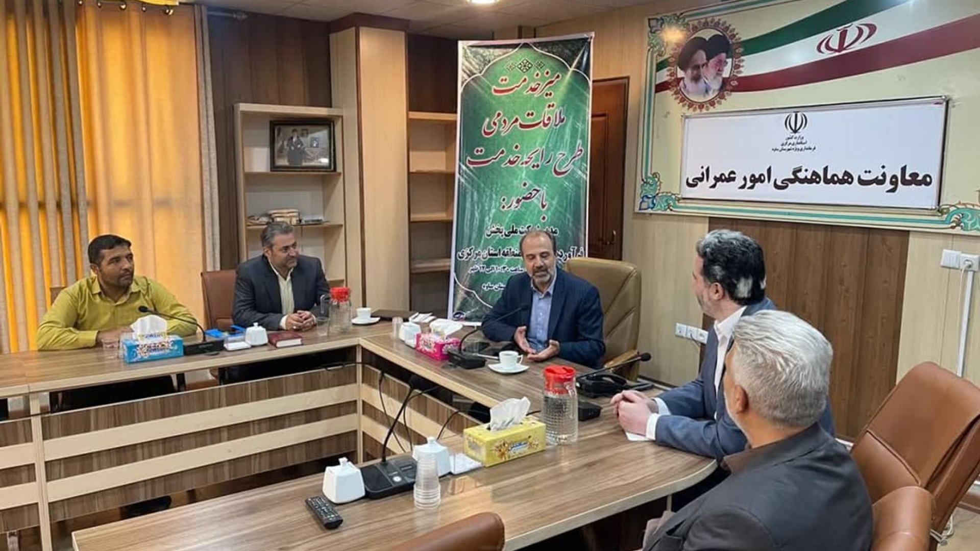 مدیر شرکت ملی پخش فرآورده های نفتی استان مرکزی در قالب طرح رایحه خدمت با حضور در فرمانداری ویژه شهرستان ساوه ضمن دیدار چهره به چهره با مردم دستورات لازم برای رفع مشکلات آنها را صادر کرد.