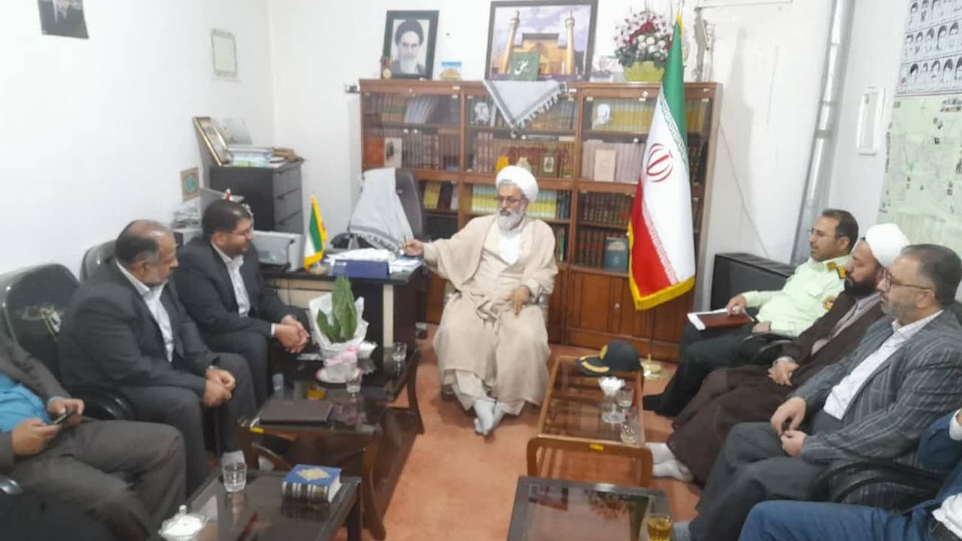 دومین جلسه شورای فرهنگ عمومی شهرستان تفرش در سال جاری در تاریخ دوشنبه ۲۵ اردیبهشت در دفتر امام جمعه محترم تفرش برگزار شد.