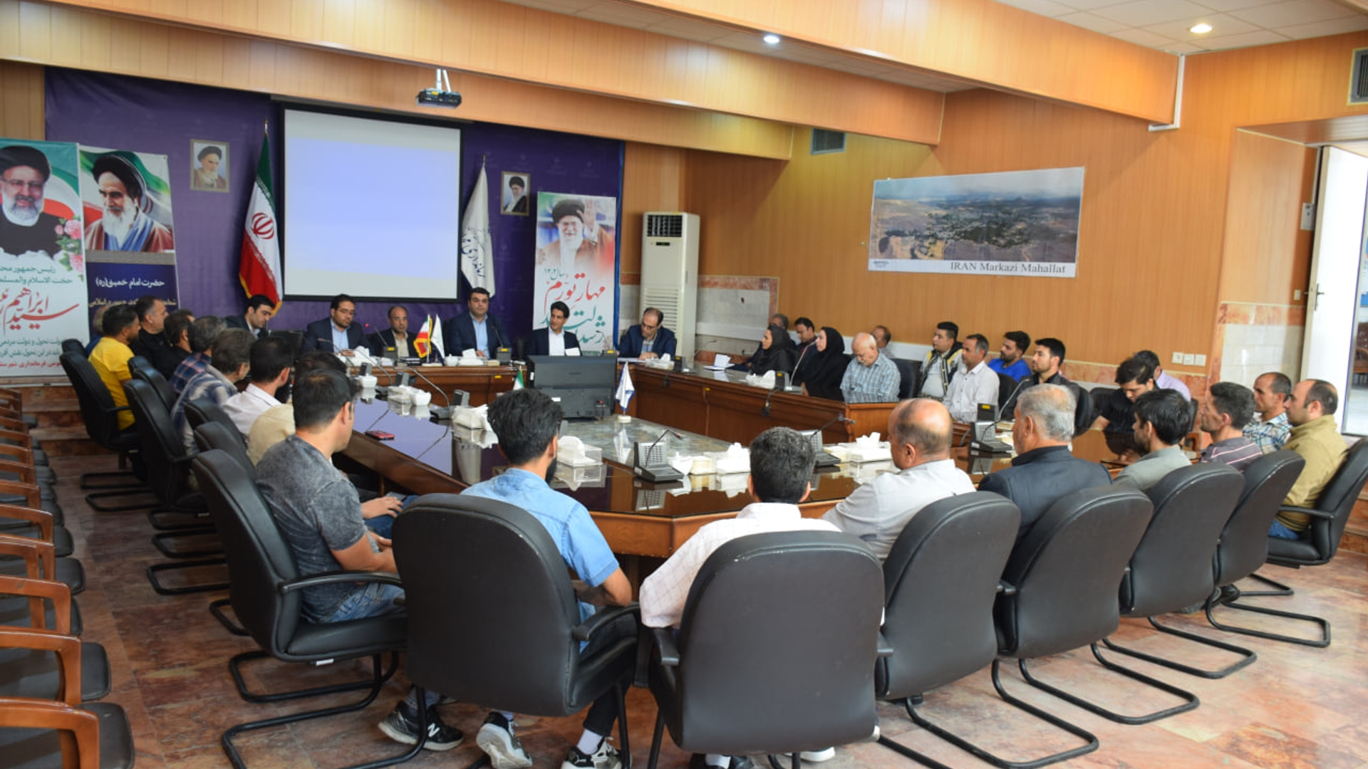 جلسه توجیهی و آموزشی نانوایان شهرستان محلات