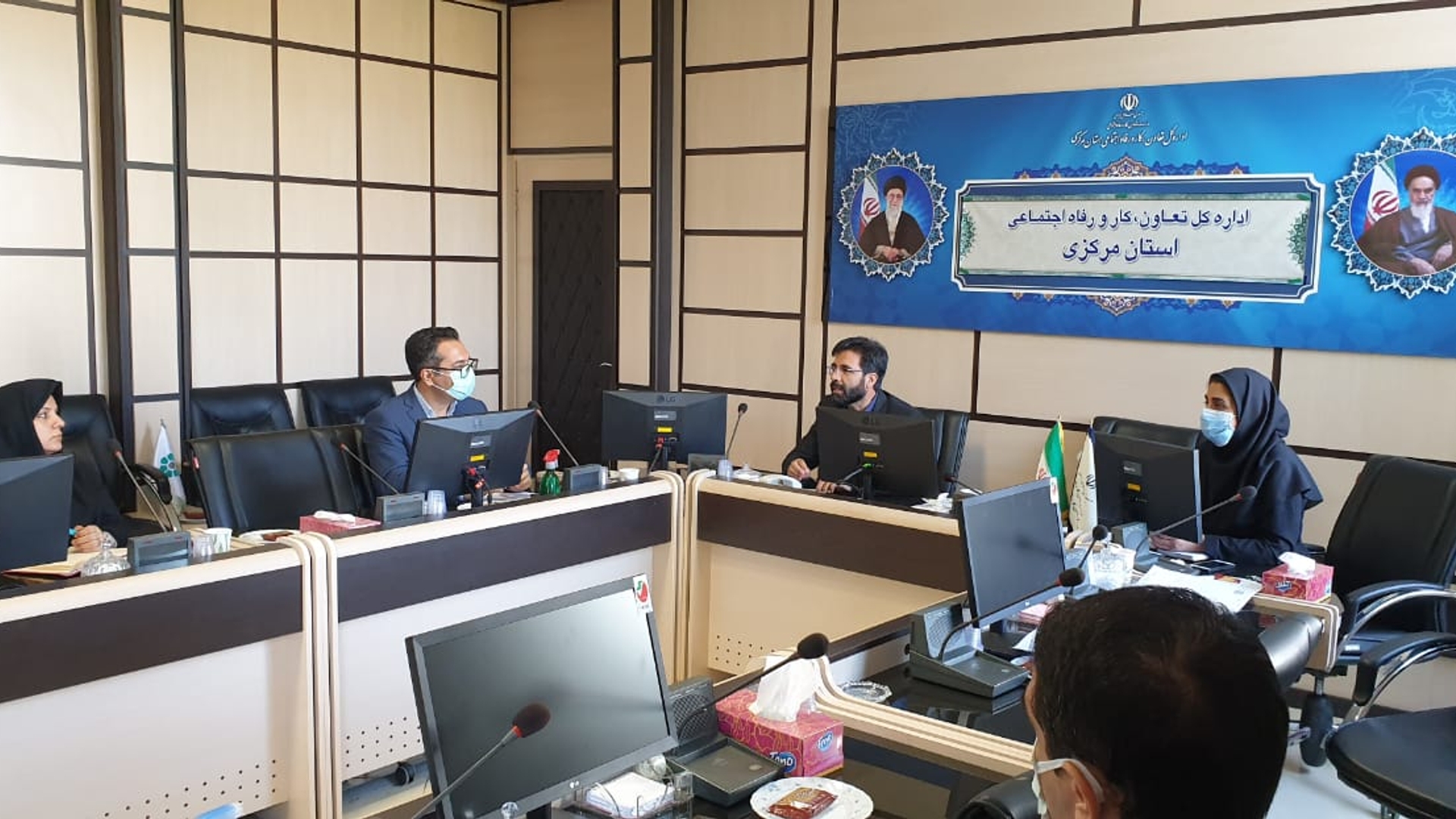 جلسه توزیع بانکی شهرستانی اعتبارات مشاغل خانگی 1402