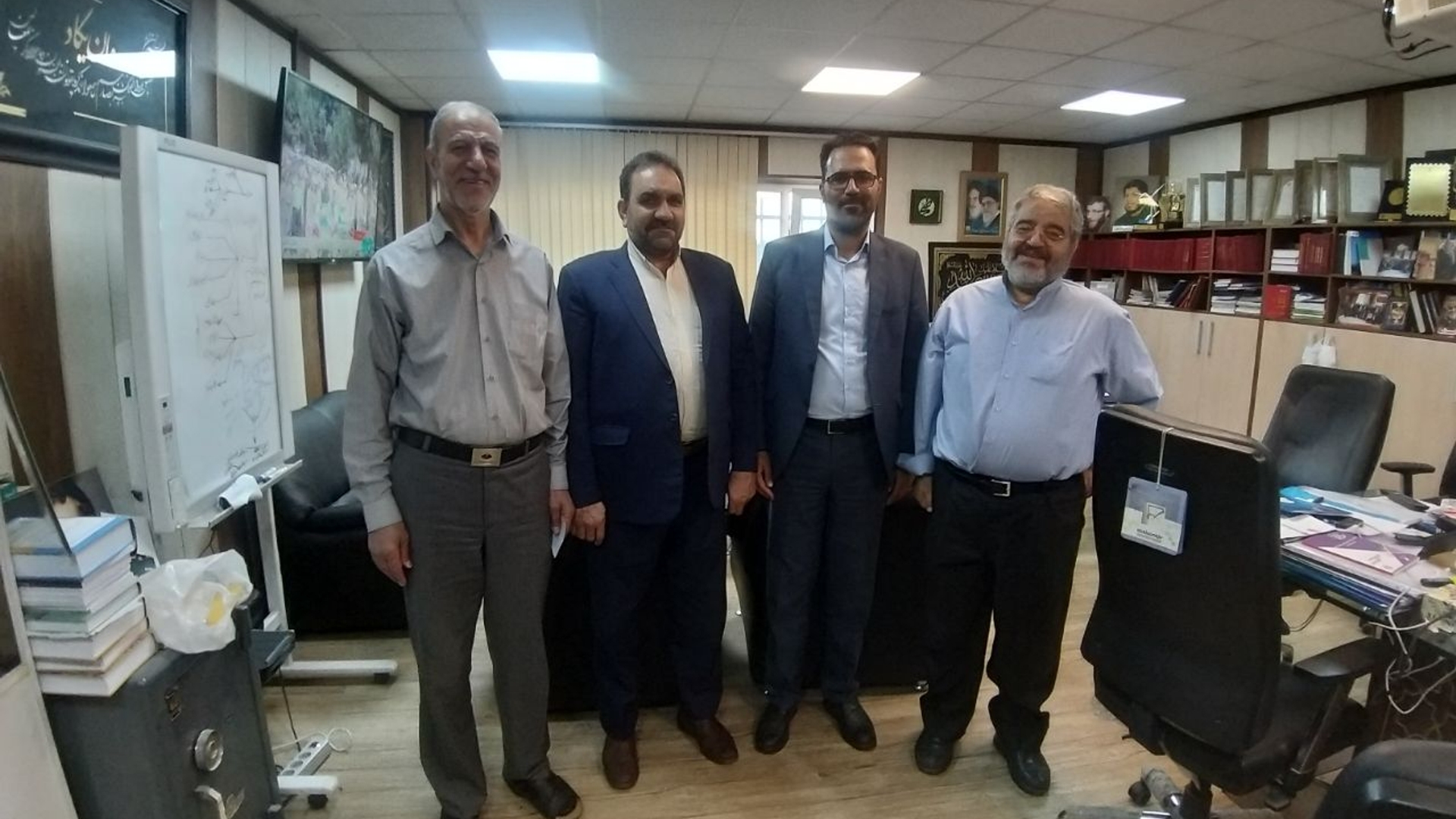 نشست رئیس سازمان پدافند غیرعامل کشور با مدیرکل پدافند غیرعامل استان مرکزی