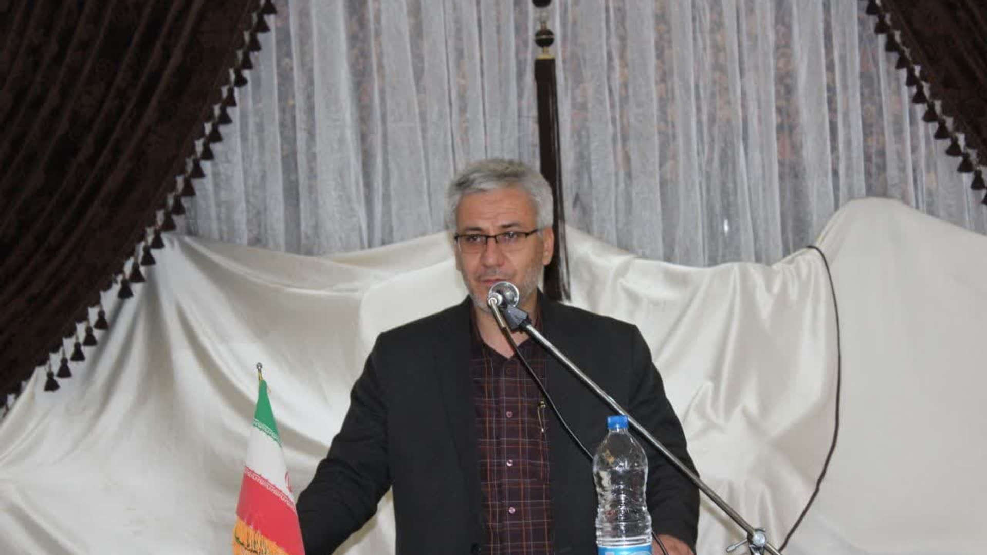 هجدمین جشنواره خیرین مدرسه ساز شهرستان خمین برگزار شد