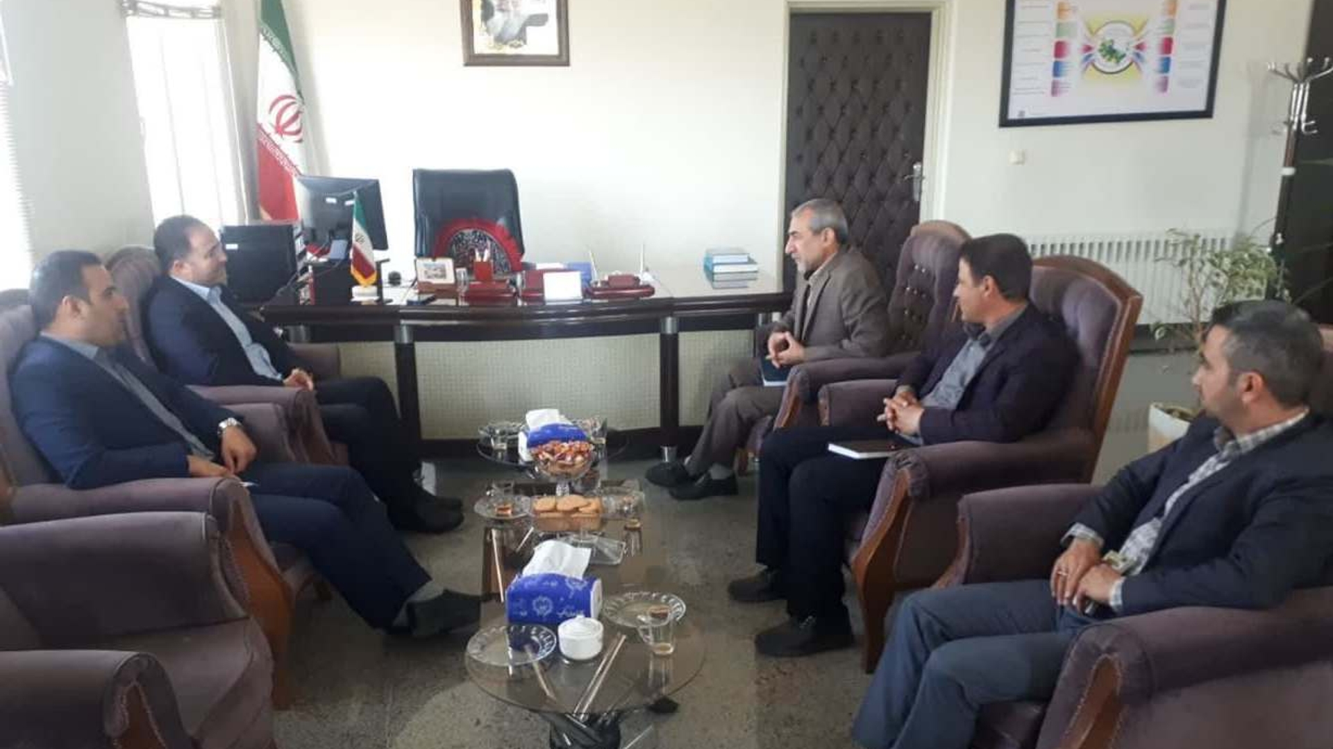 دیدار مدیرکل شبکه دامپزشکی استان با فرماندار