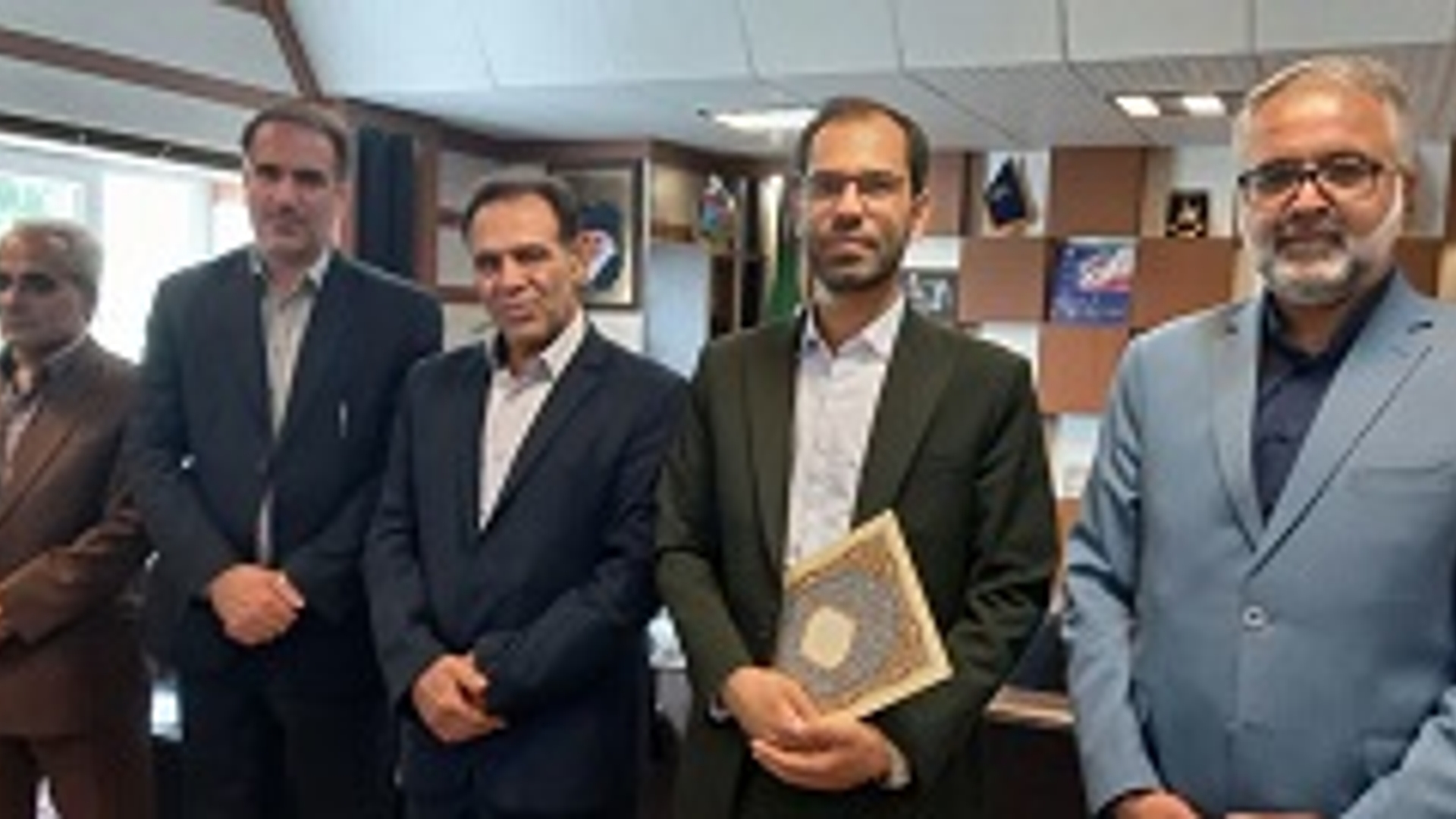 برگزاری آئین تکریم و معارفه سرپرست مرکز آموزش فنی و حرفه ای شازند