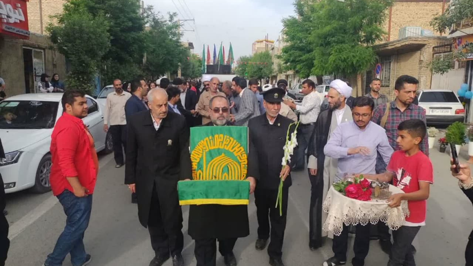 استقبال فرماندارخنداب از خادمین حرم رضوی