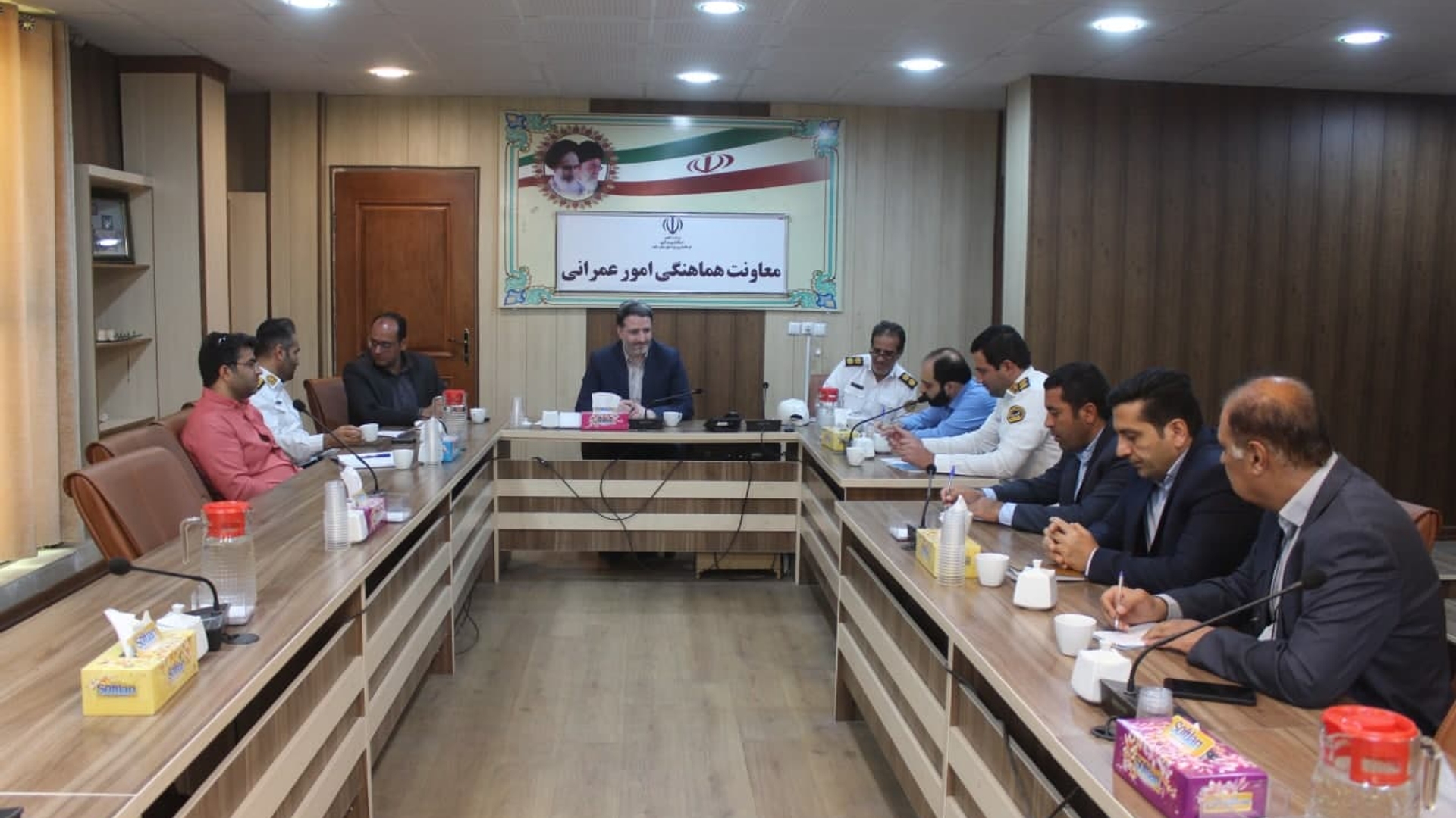 جلسه شورای هماهنگی آمد و شد (ترافیک) با حضور حسنی معاون هماهنگی امور عمرانی فرماندار ساوه و اعضای مربوطه برگزار شد