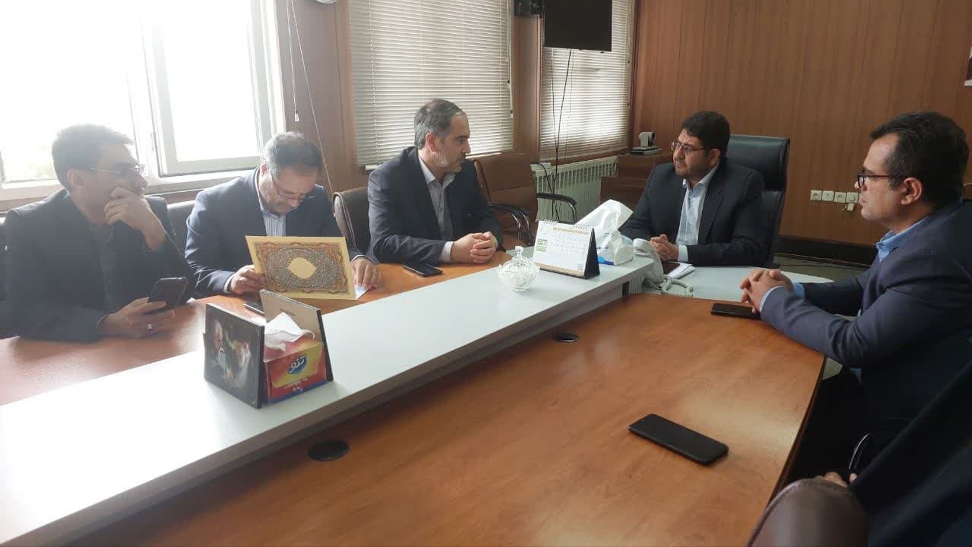 جلسه تودیع و معارفه رئیس اداره فنی و حرفه ای شهرستان تفرش با حضور محمد رضا رضایی فرماندار شهرستان تفرش، آقای رستمی مدیرکل فنی و حرفه ای استان مرکزی و جمعی از مسئولین استانی و شهرستانی در دفتر فرمانداری برگزار شد.