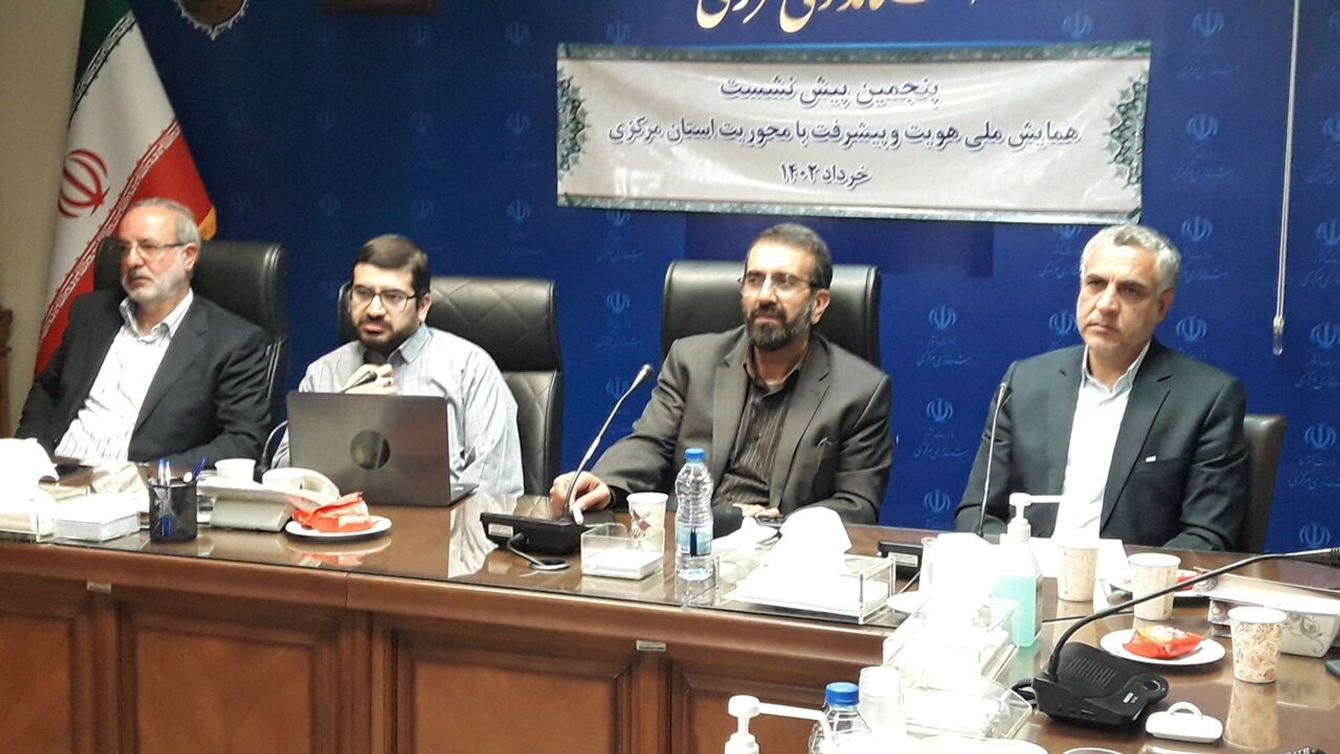 بازیابی هویت از اولویت‌های دولت سیزدهم است