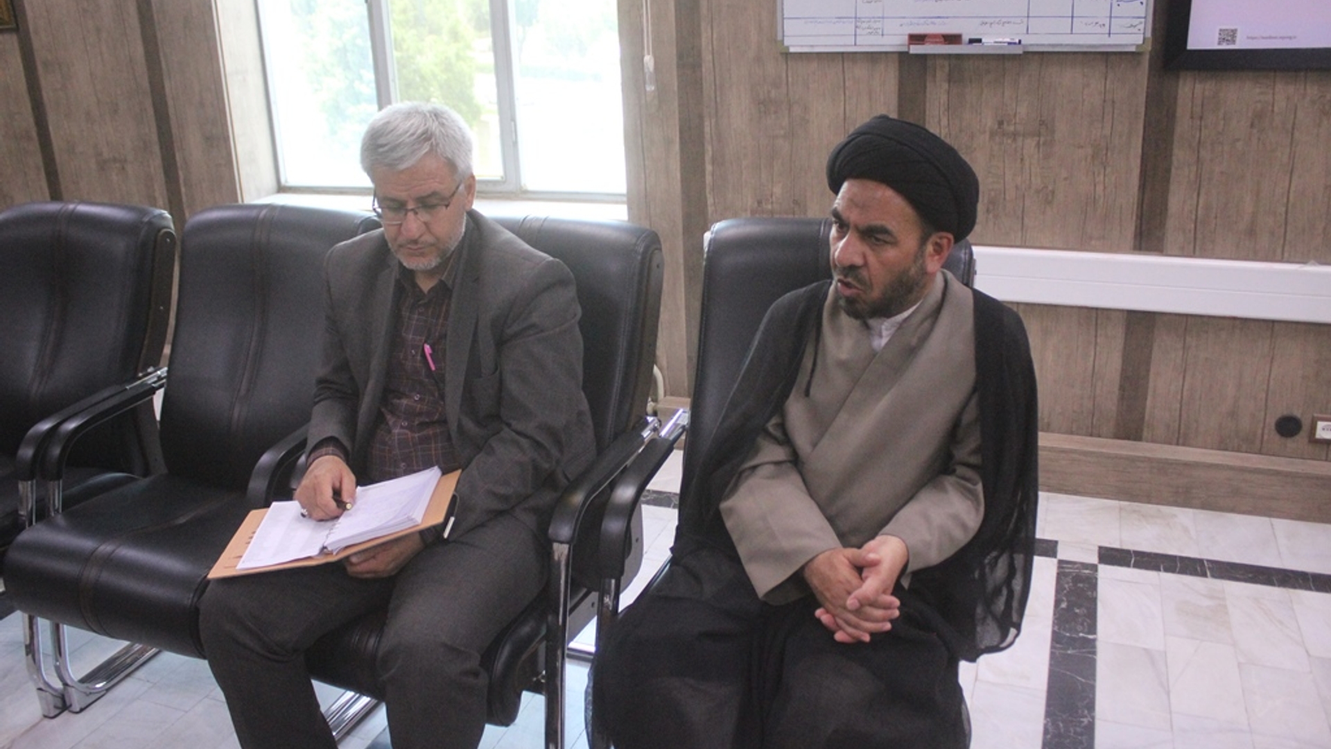 نشست آسیب شناسی مراسم سالگرد ارتحال حضرت امام (ره) در خمین برگزار شد