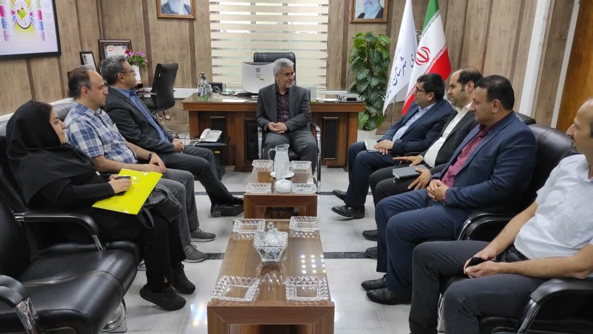 نشست فرماندار شهرستان خمین با مدیر عامل ساتبا برگزار شد