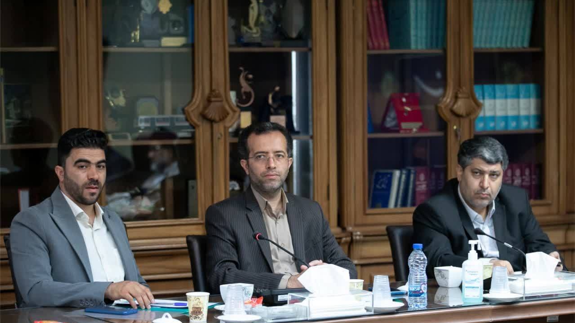 برگزاری جلسه شورای حل اختلاف و رسیدگی به شکایات از شوراهای اسلامی