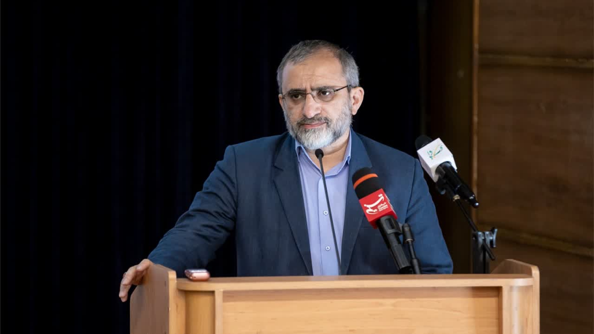 جامعه علمی و دانشگاهی در مسیر امید‌آفرینی گام بردارند