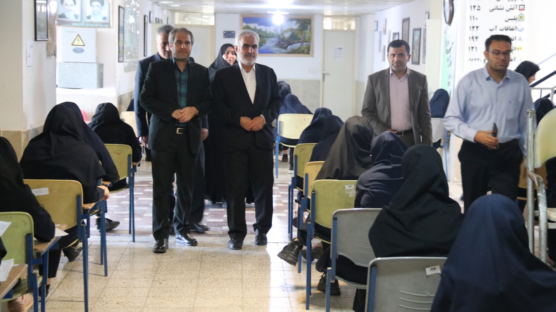 بازدید از حوزه های برگزاری امتحان نهایی در ساوه