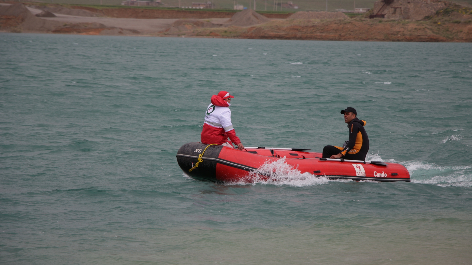 مانور مقابله با سیلاب و امدادرسانی در شازند برگزار شد