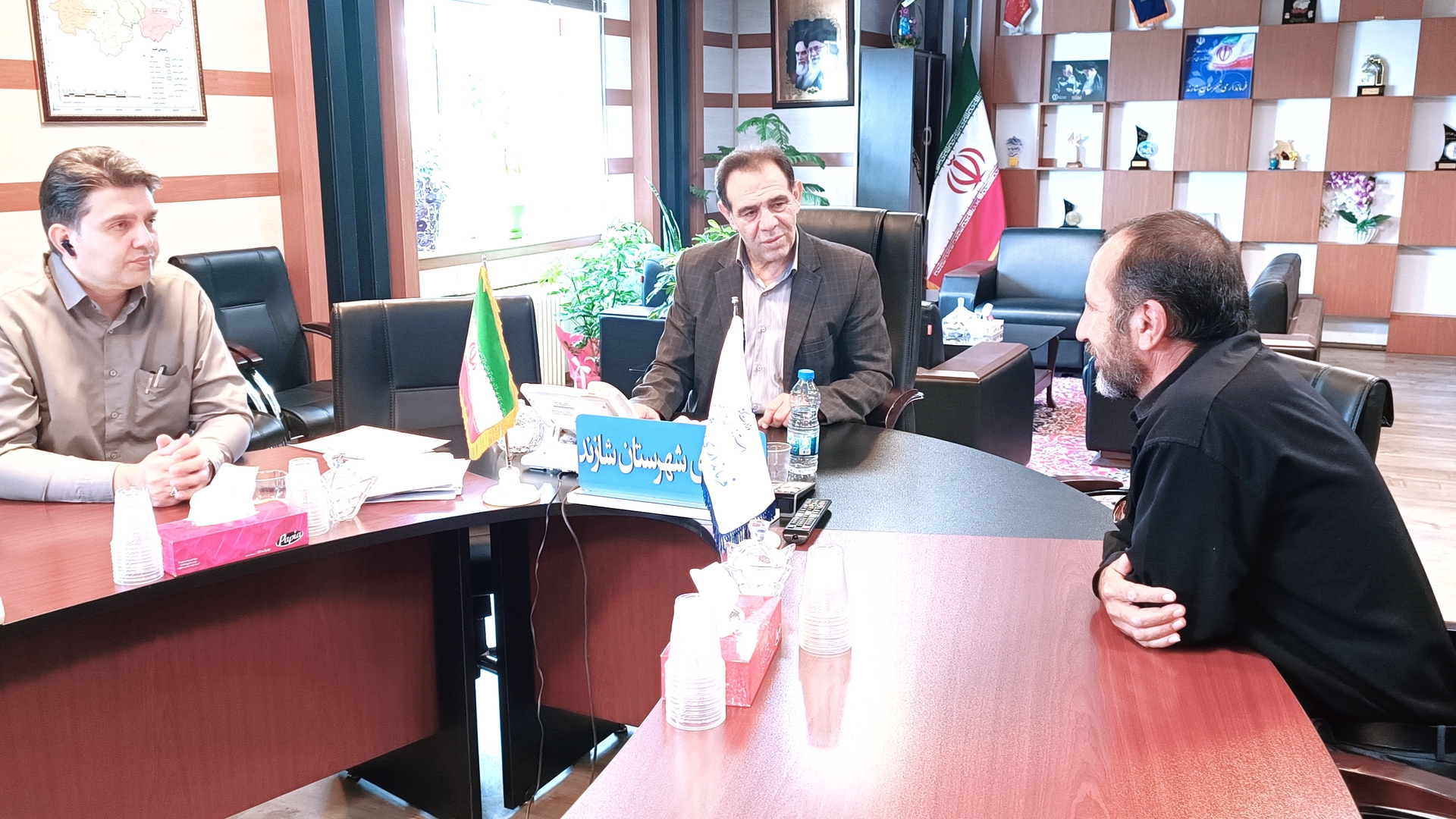 برگزاری ملاقات مردمی سرپرست فرمانداری شهرستان شازند .