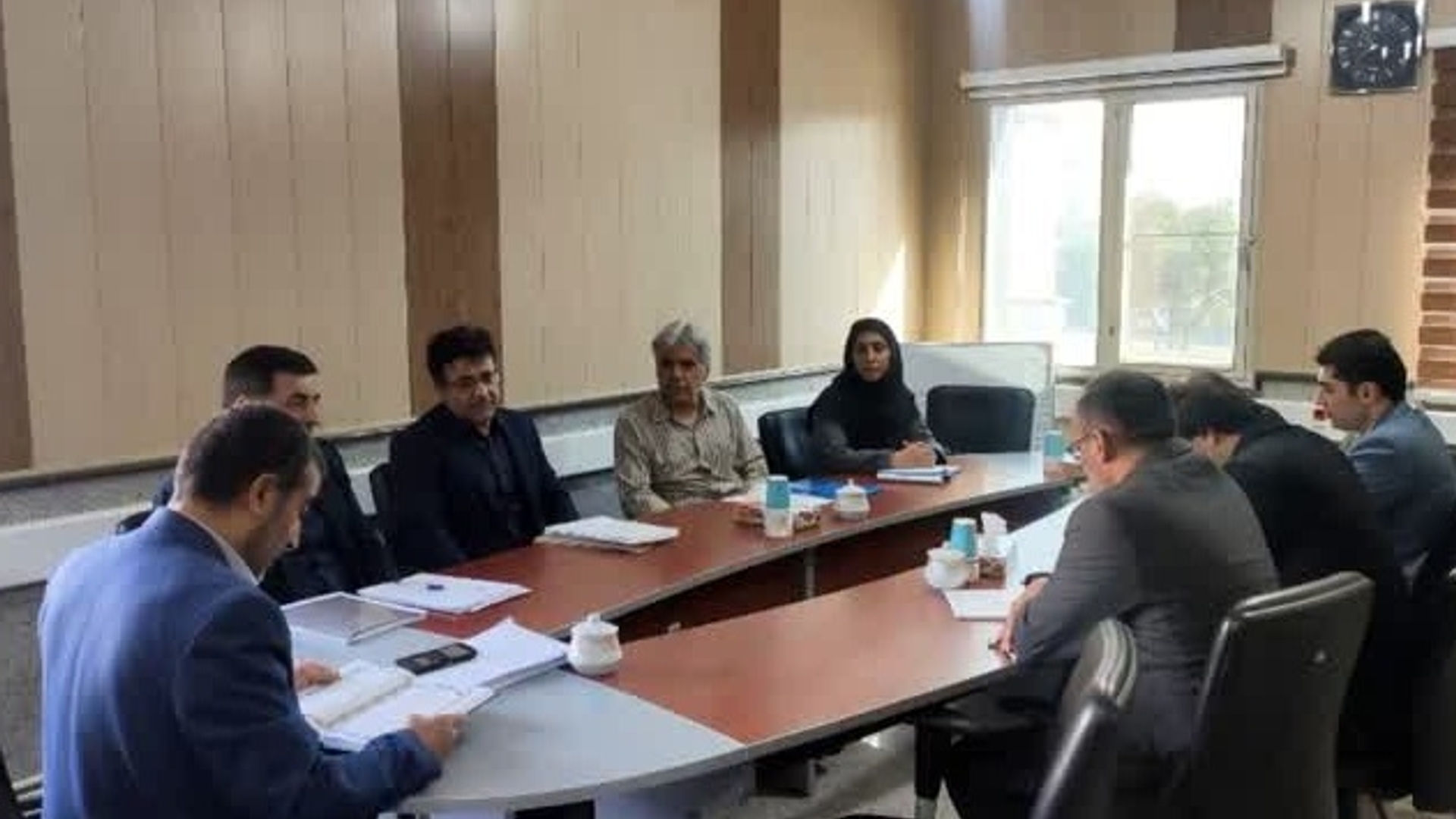 جلــسه بررسی ساختارها و تشکیلات اداری و بررسی وضعیت مجتمع اداری شهرستان