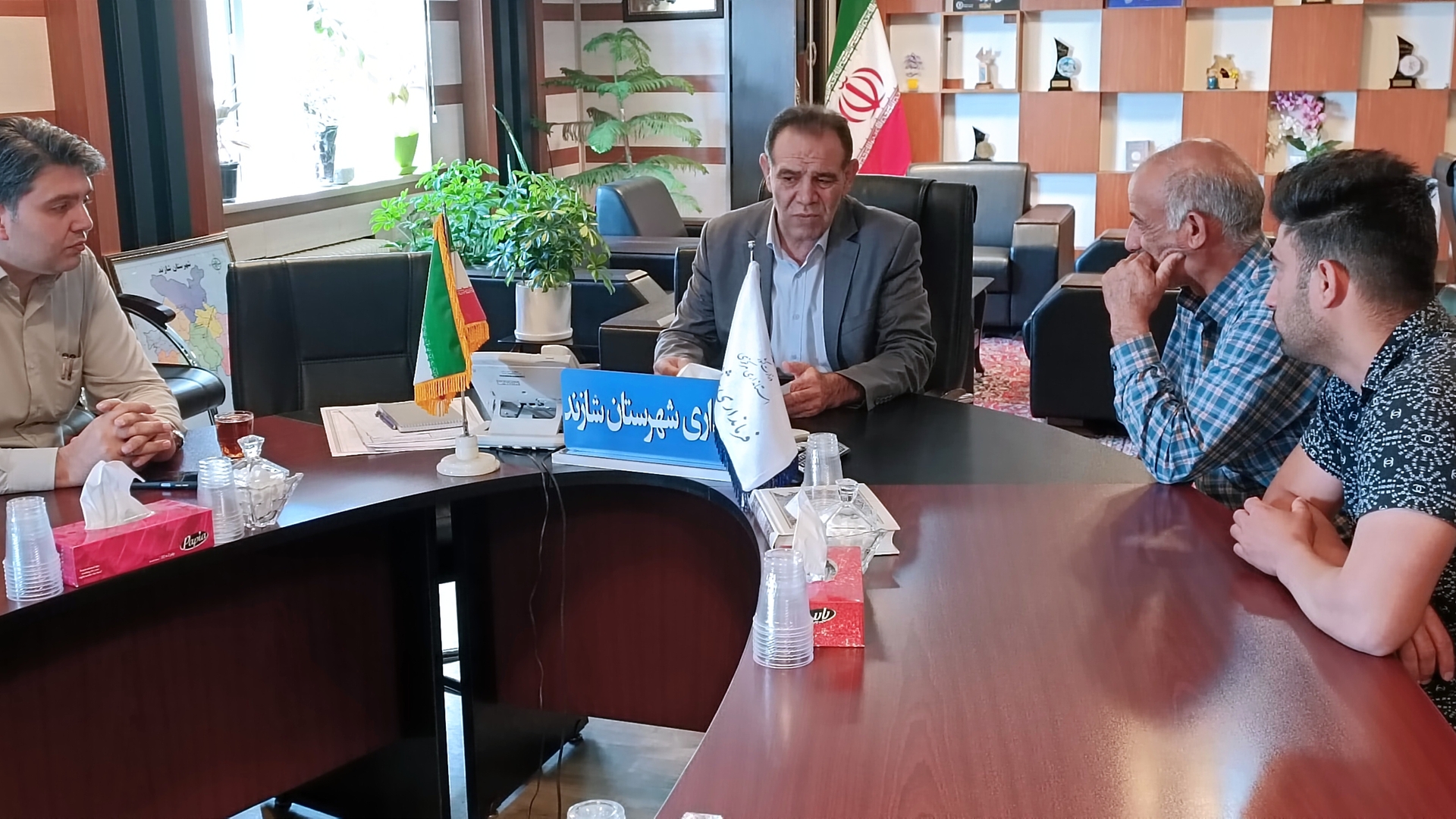 برگزاری ملاقات مردمی سرپرست  فرمانداری شهرستان شازند.