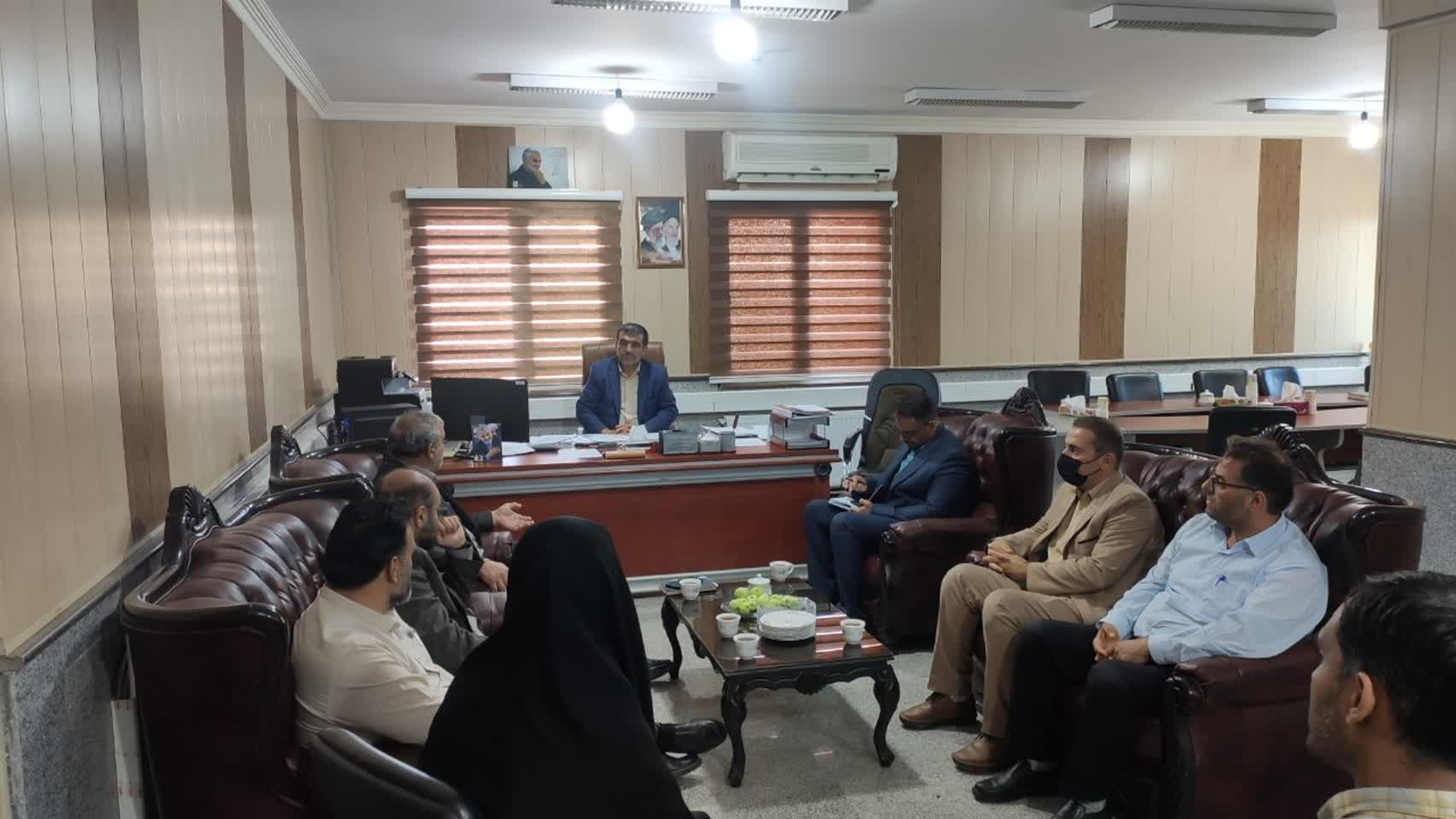 دیدار مدیرکل بنیاد مسکن انقلاب اسلامی استان مرکزی با فرماندار