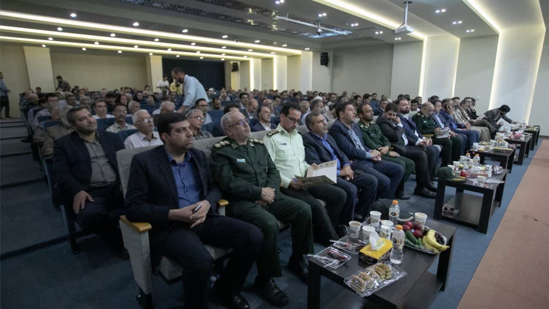 استان مرکزی در فضای کسب و کار رتبه اول کشور را کسب کرد- پیشرفت در بستر امنیت و آرامش حاصل می‌شود