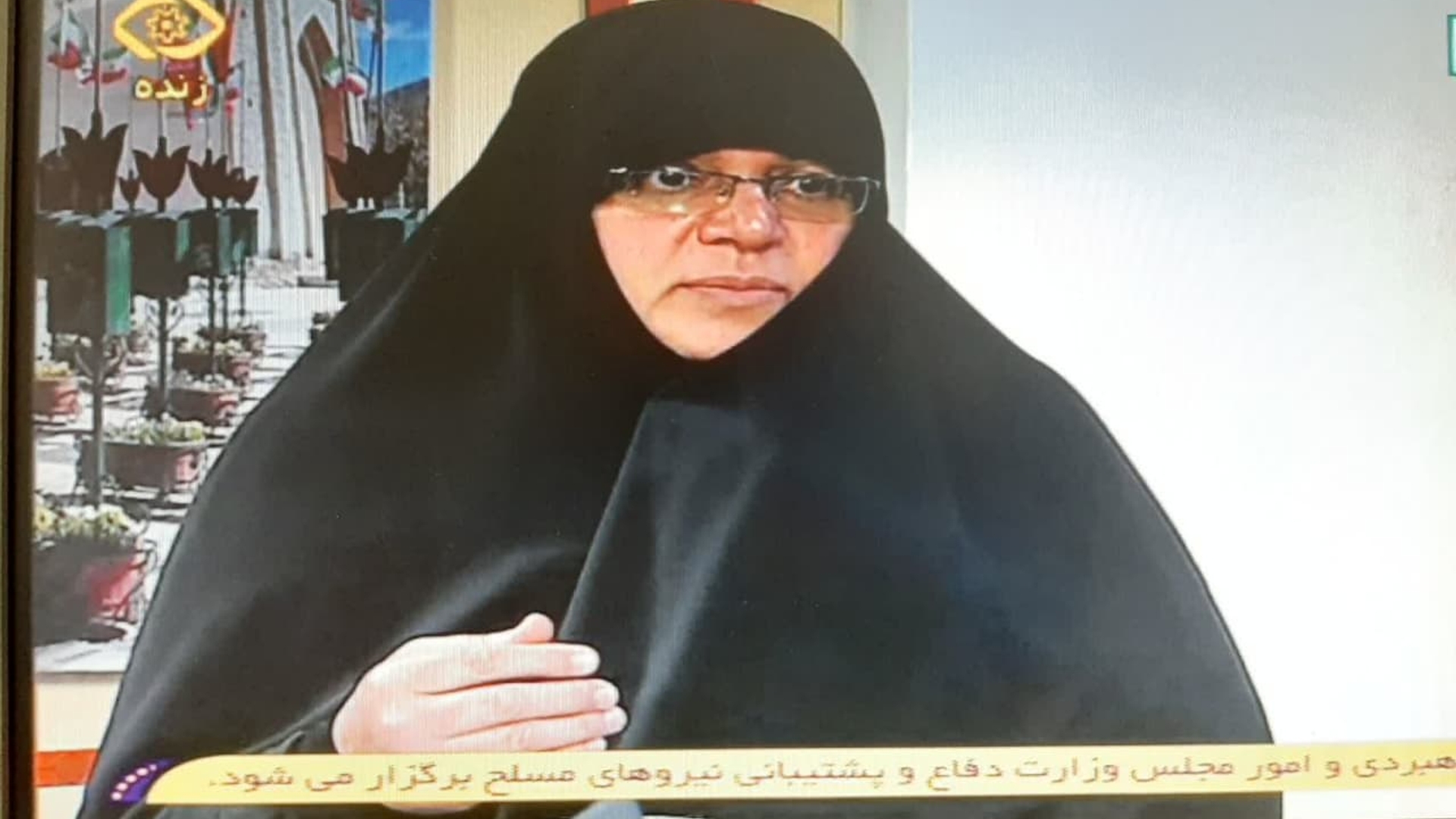 حضور سرکار خانم مفتح زاده مدیر کل دفتر امور بانوان استانداری مرکزی  در برنامه تلویزیونی "گفتمان "پیرامون برنامه گام دوم  تحول راهبردی جمعیت  و برنامه های ستاد  مردمی  جمعیت و دراین حوزه و چالش  های جمعیت در  استان .  ٠٥-٠٤-١٤٠٢